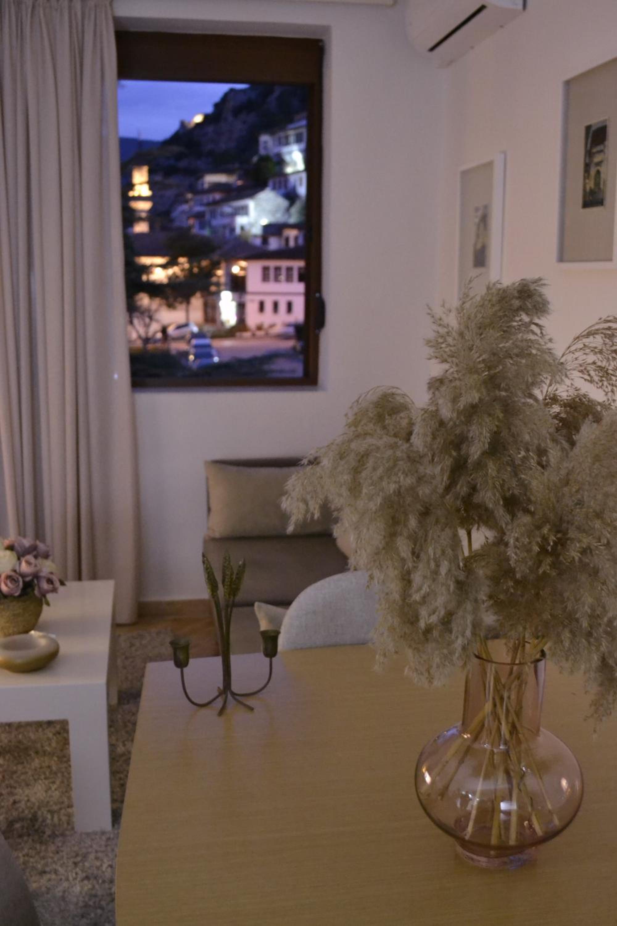 Aria Apartment