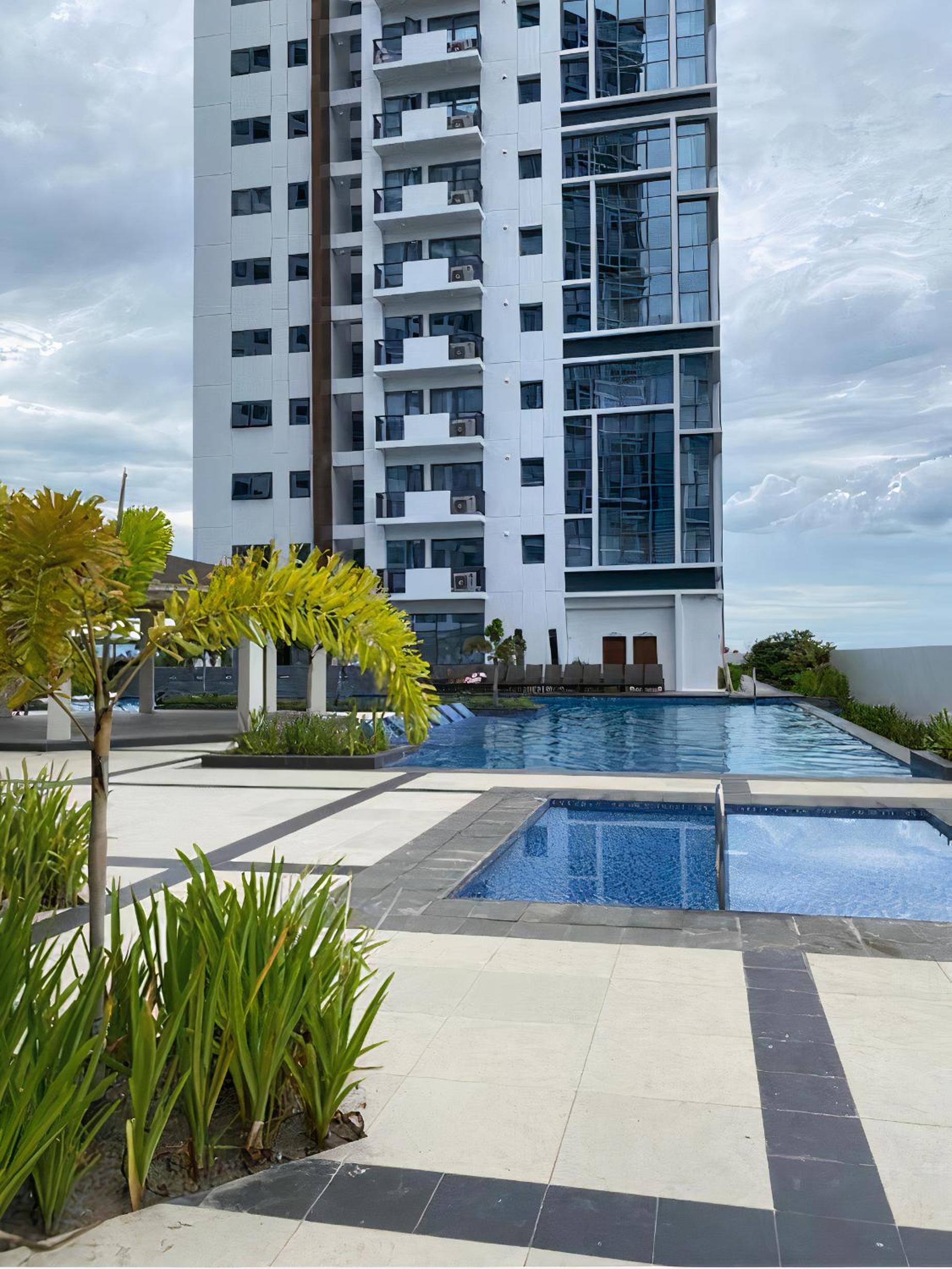 Mactan Newtown Beach One Manchester Palace view 3