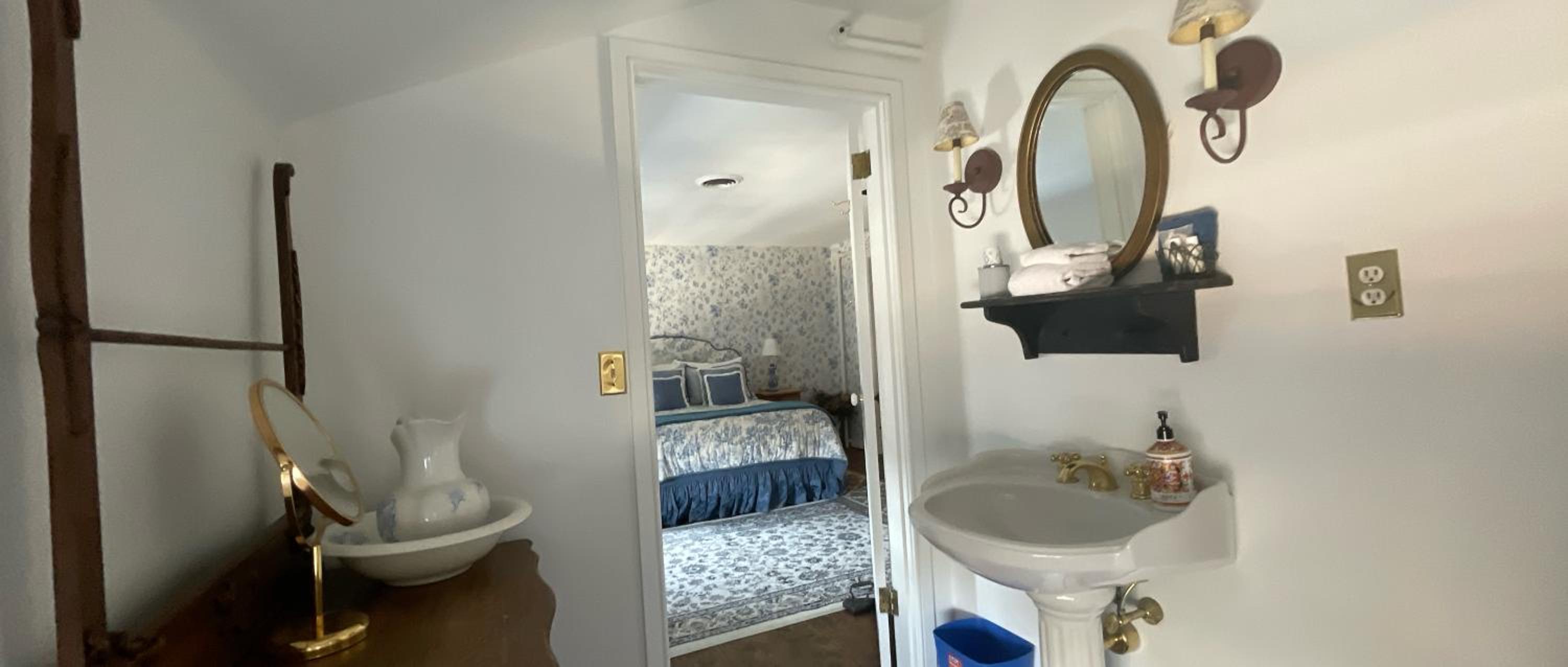 Wayside Inn Bed and Breakfast - Property Image 5