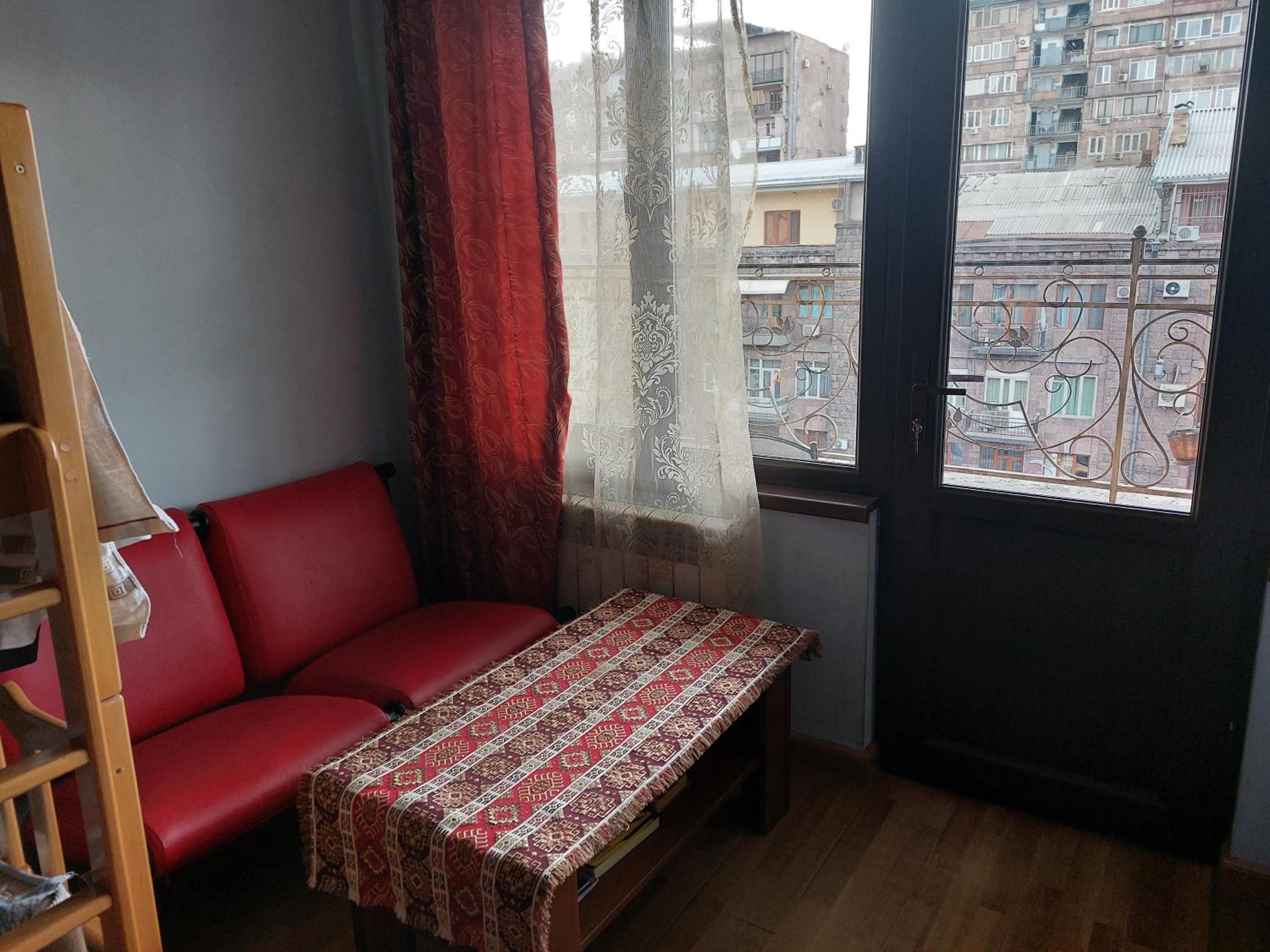 Arm Hostel
