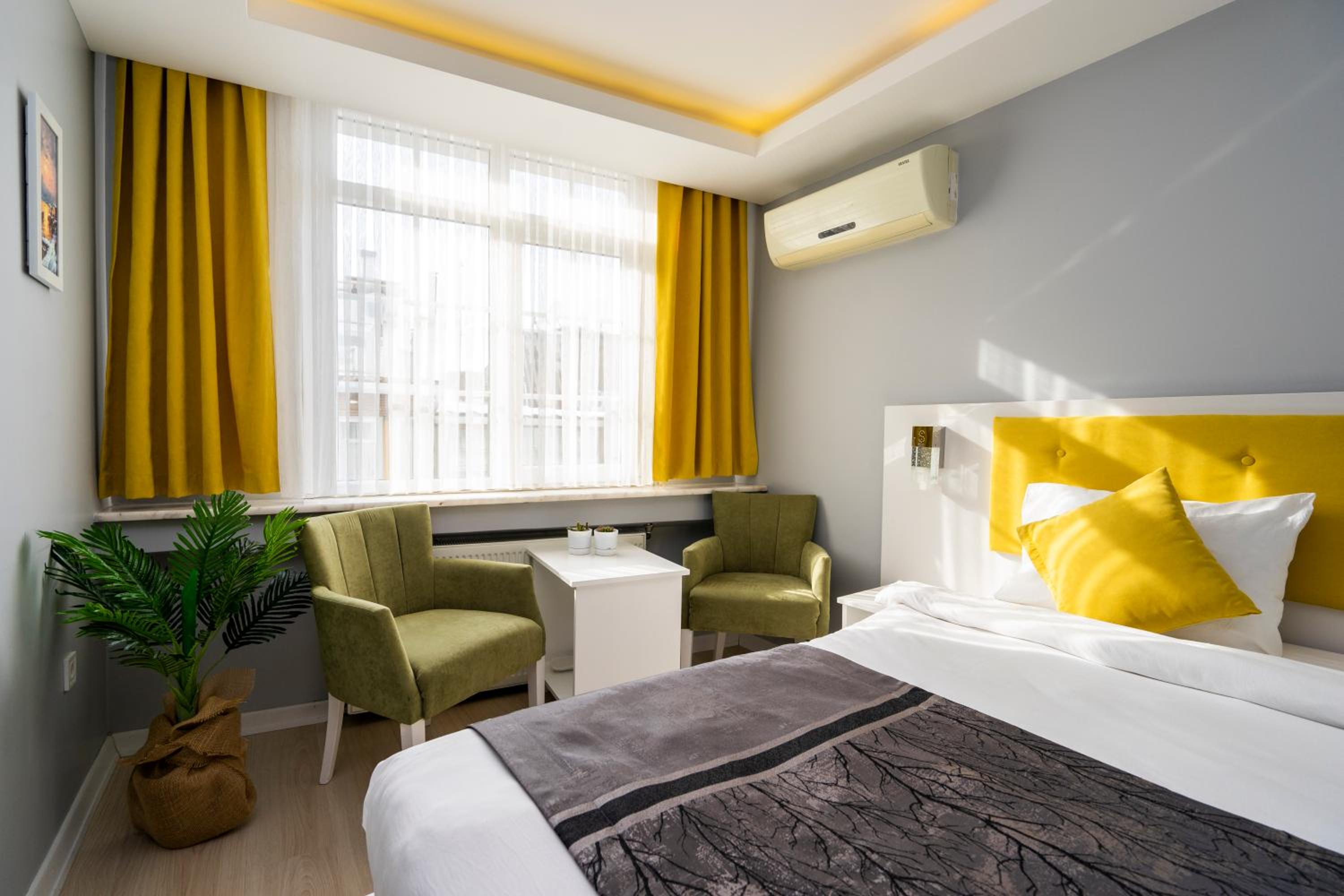 Sayeban Gold Hotel - Image 67