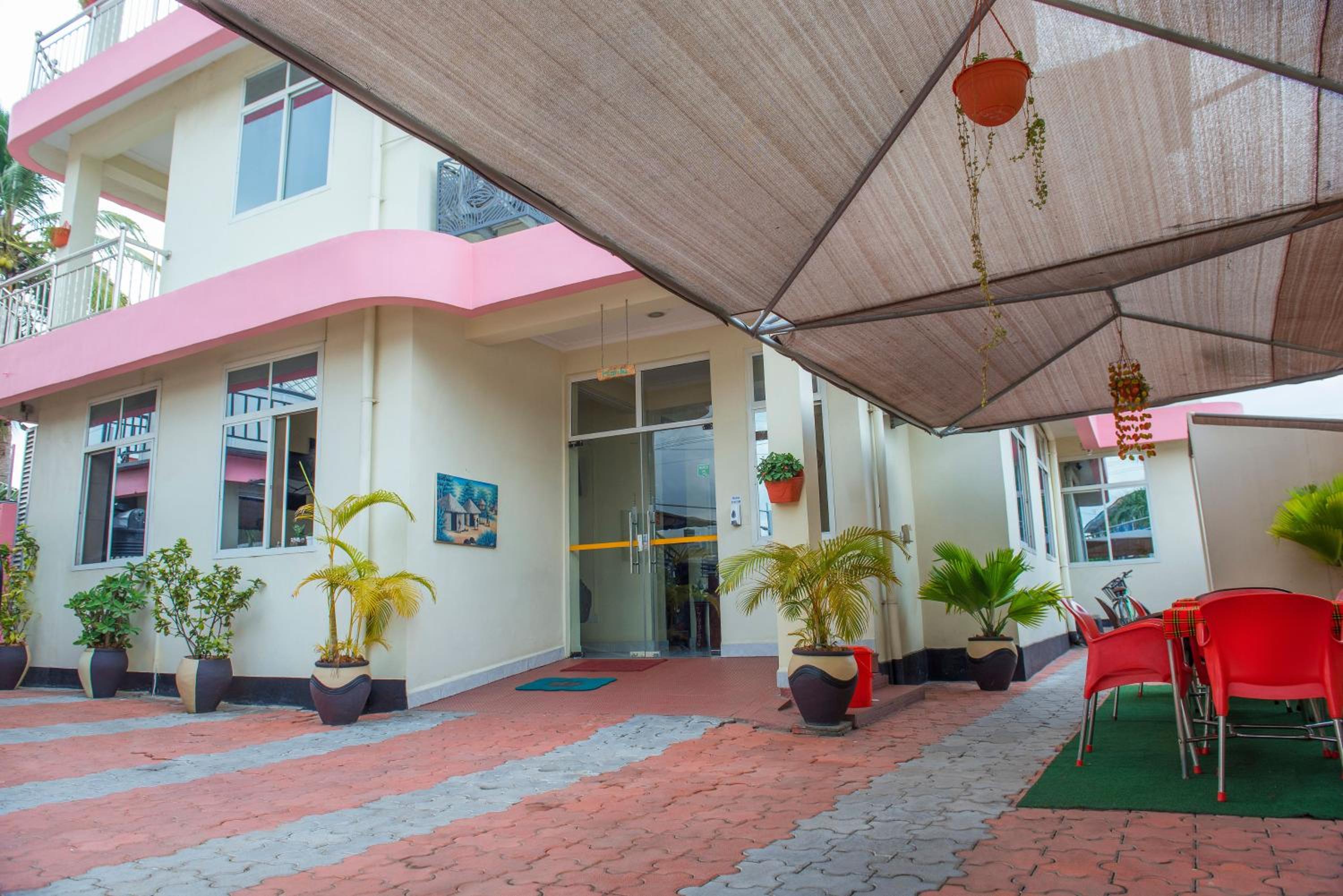 Airport Transit Lodges
