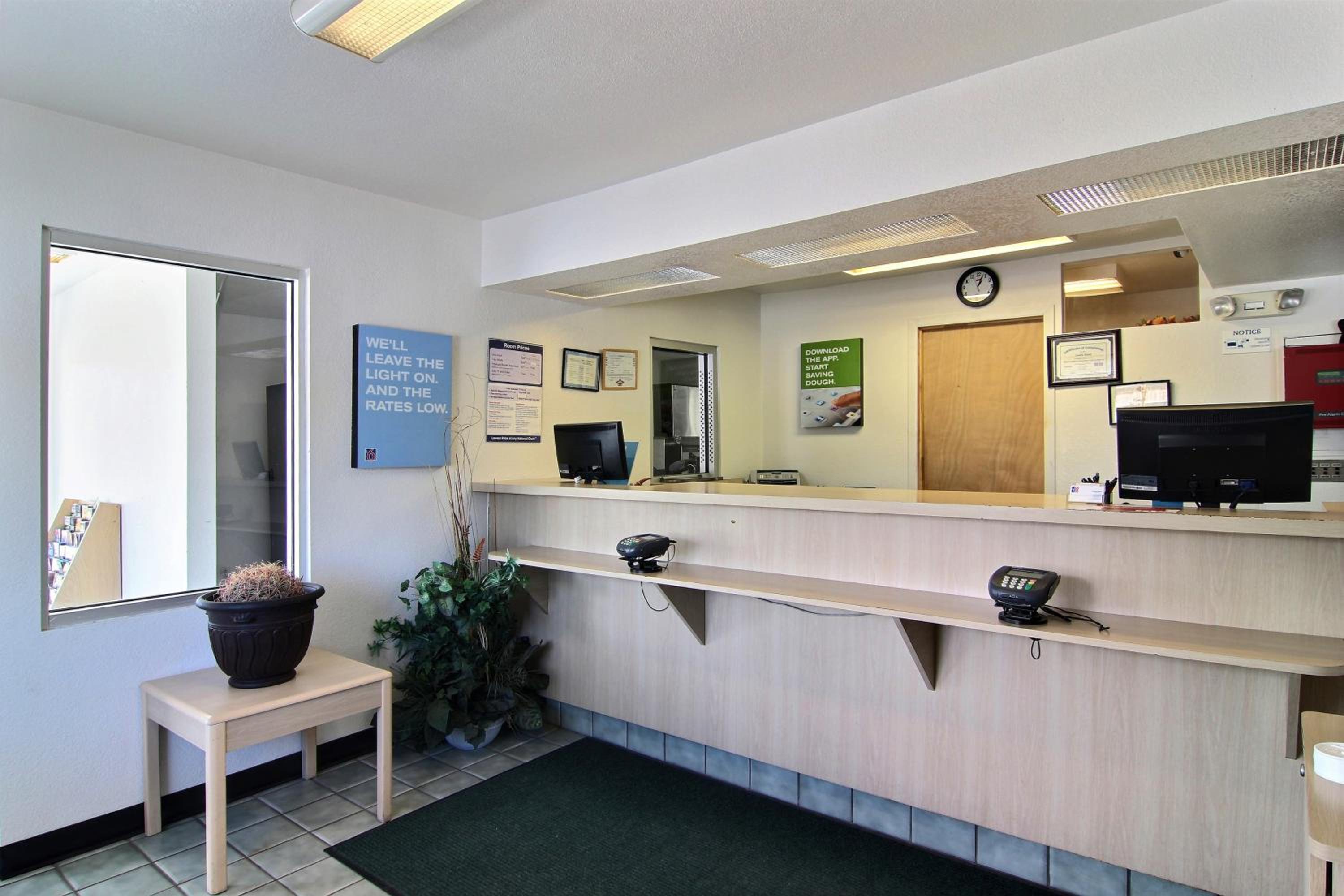 Grants Vacations - Motel 6-Grants, NM - Property Image 3