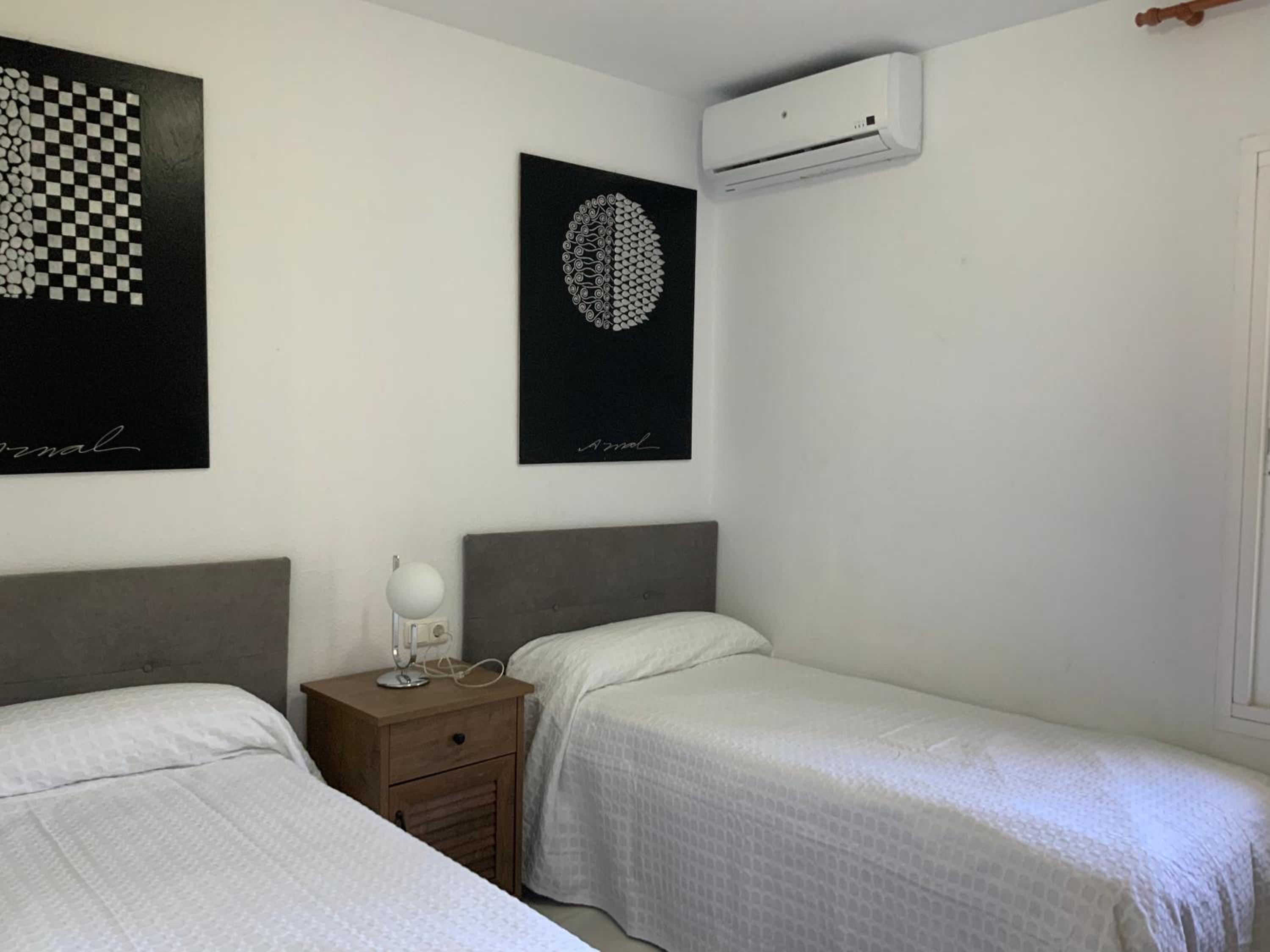 Apartamento Miraflores tres piscinas cerca del mar - Albamar