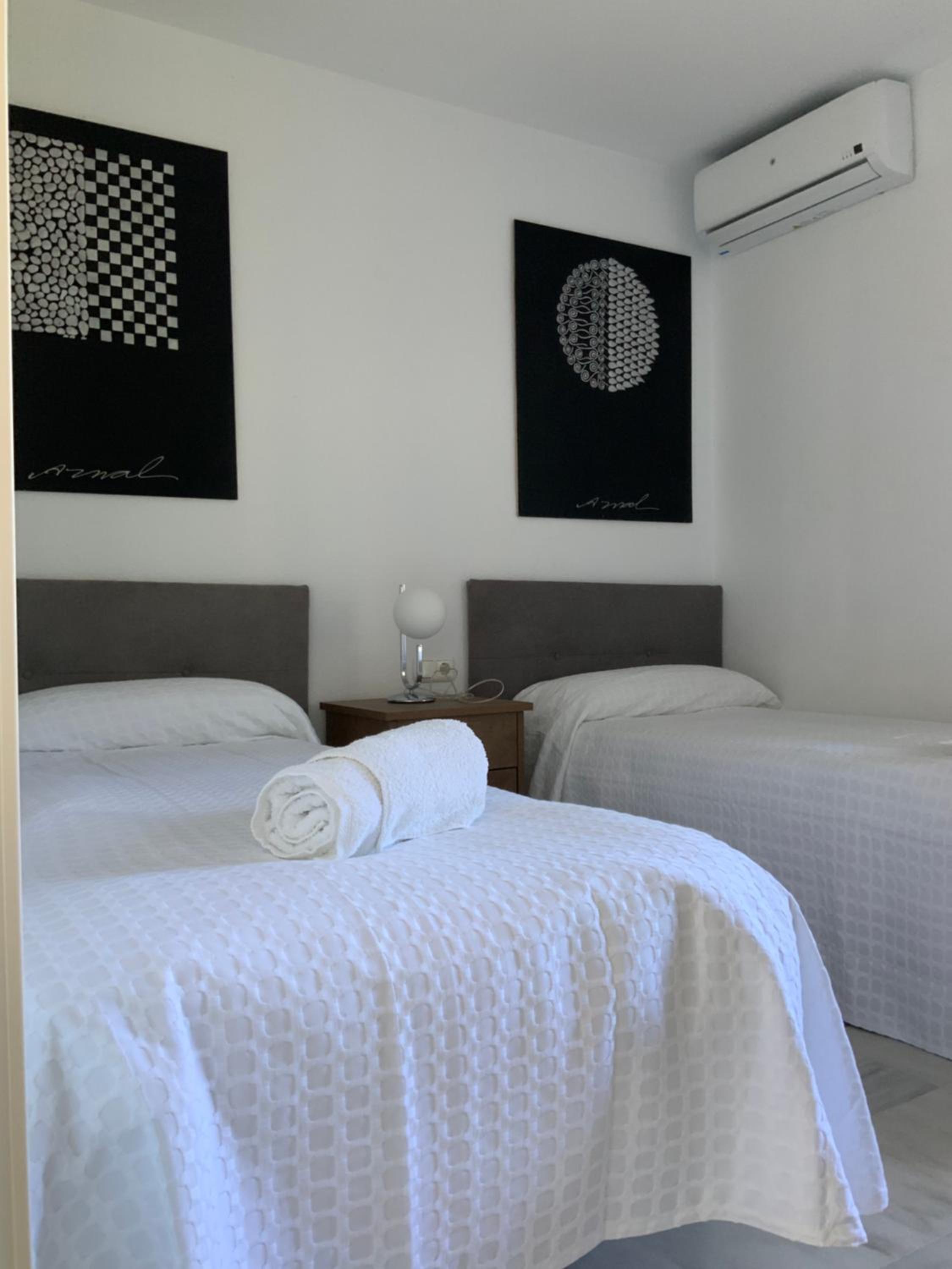Apartamento Miraflores tres piscinas cerca del mar - Albamar
