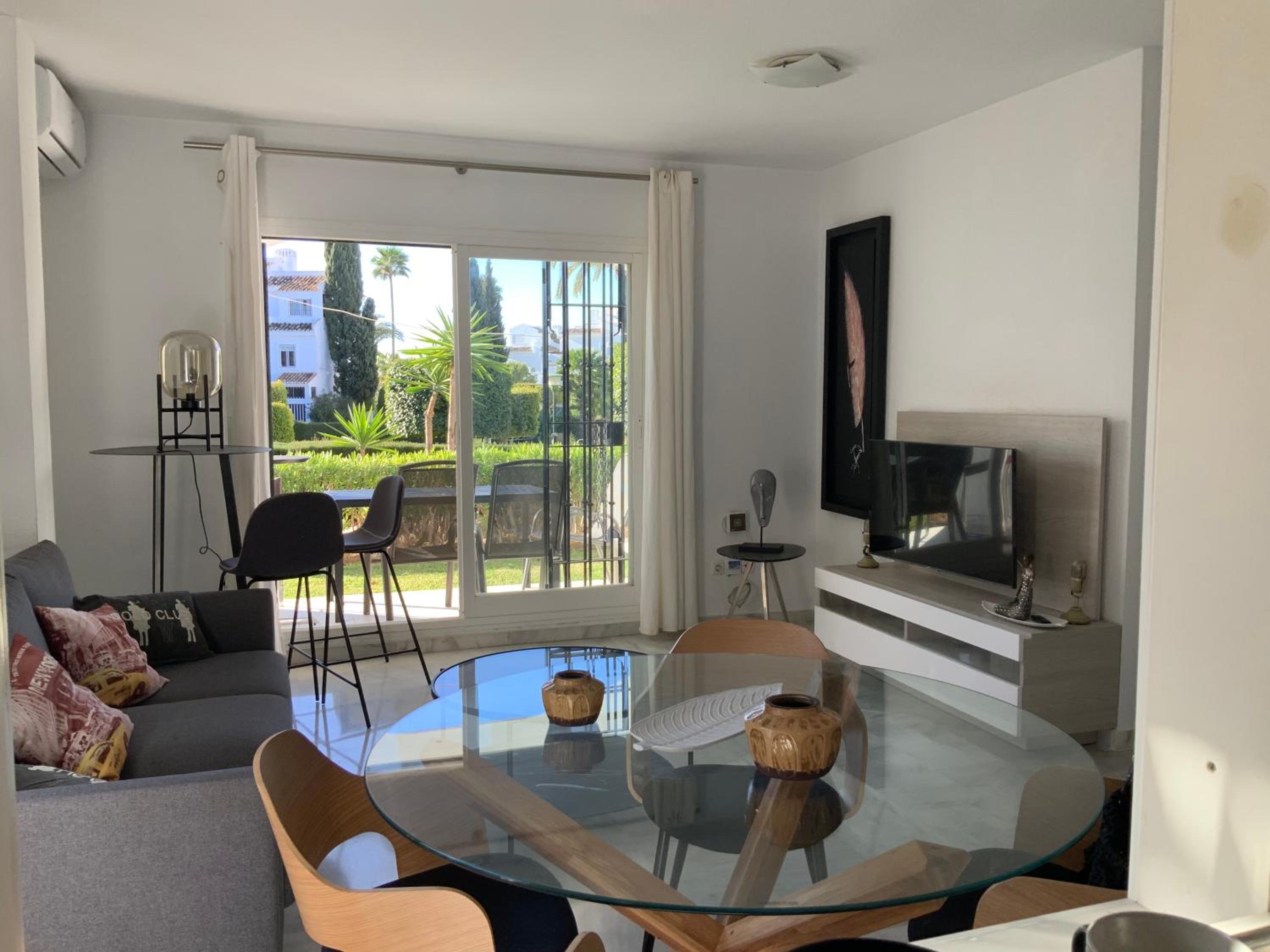 Apartamento Miraflores tres piscinas cerca del mar - Albamar