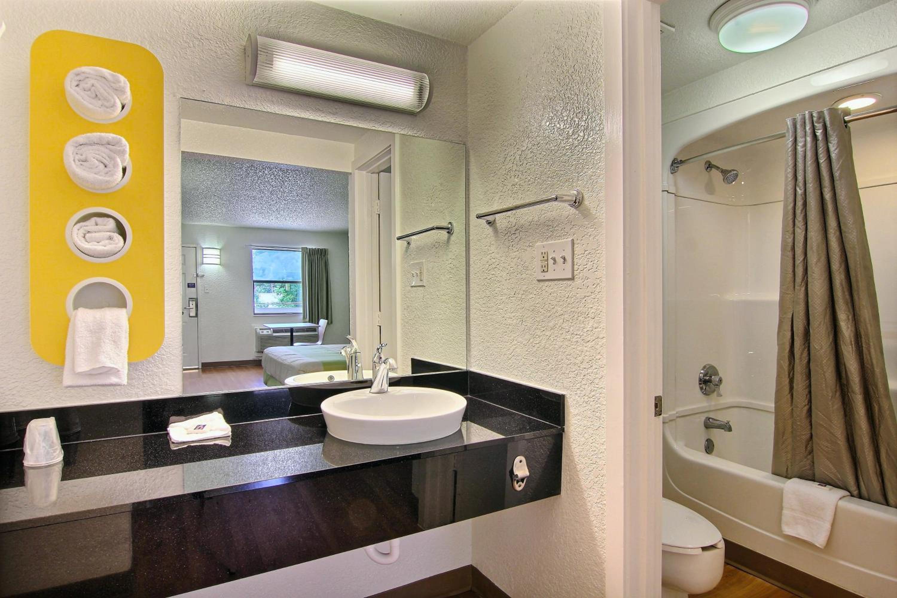 Motel 6 Austin, TX - Central Downtown UT, 사진 61