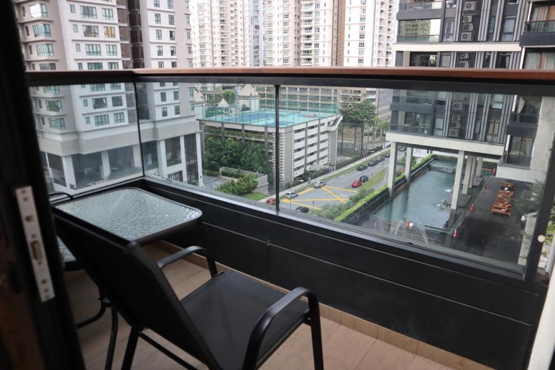 New Arcoris 6 Pax 2 BR with Pool View Mont Kiara - BOHO