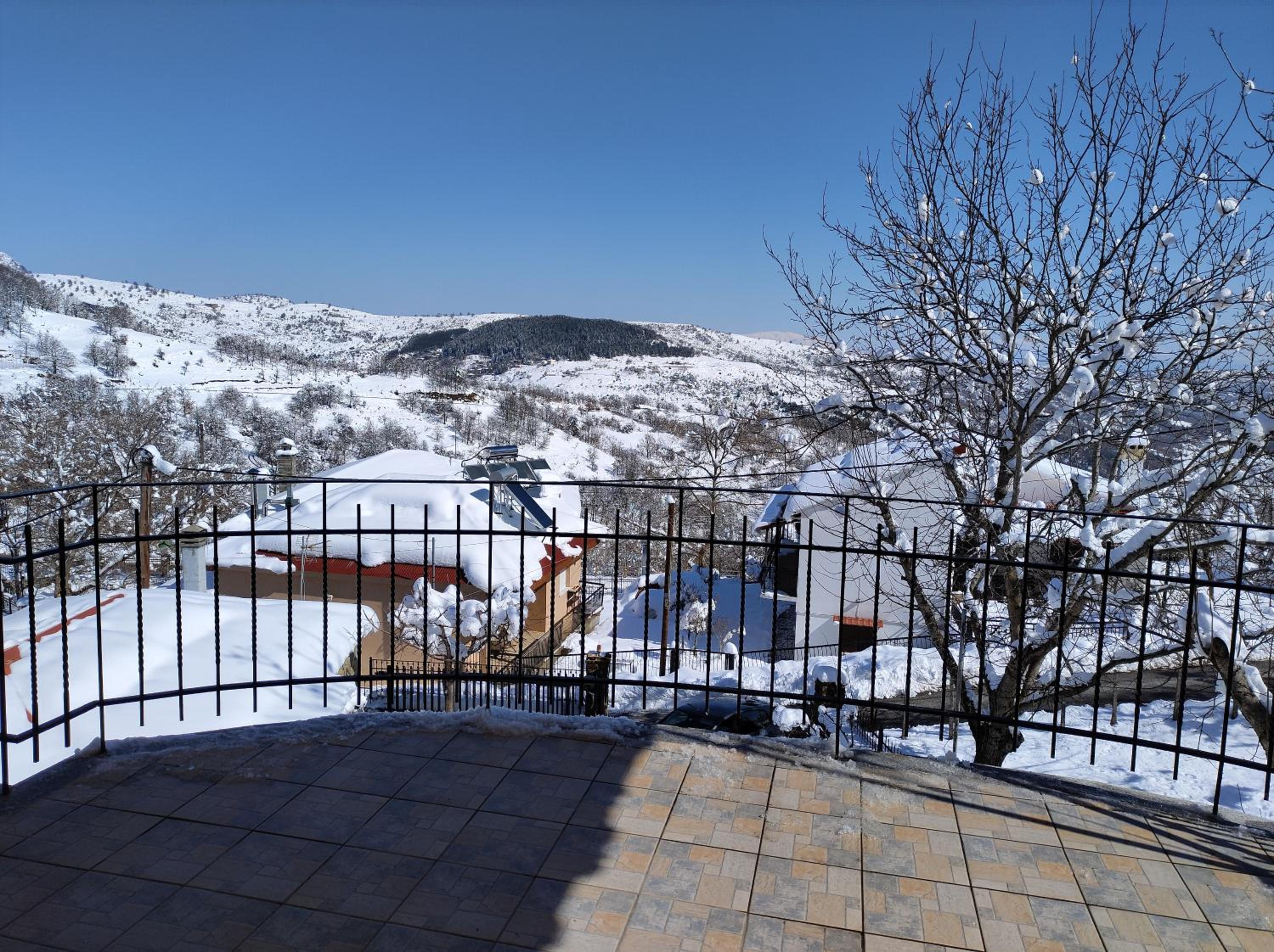 Estel 2bedroom villa with fireplace view 4