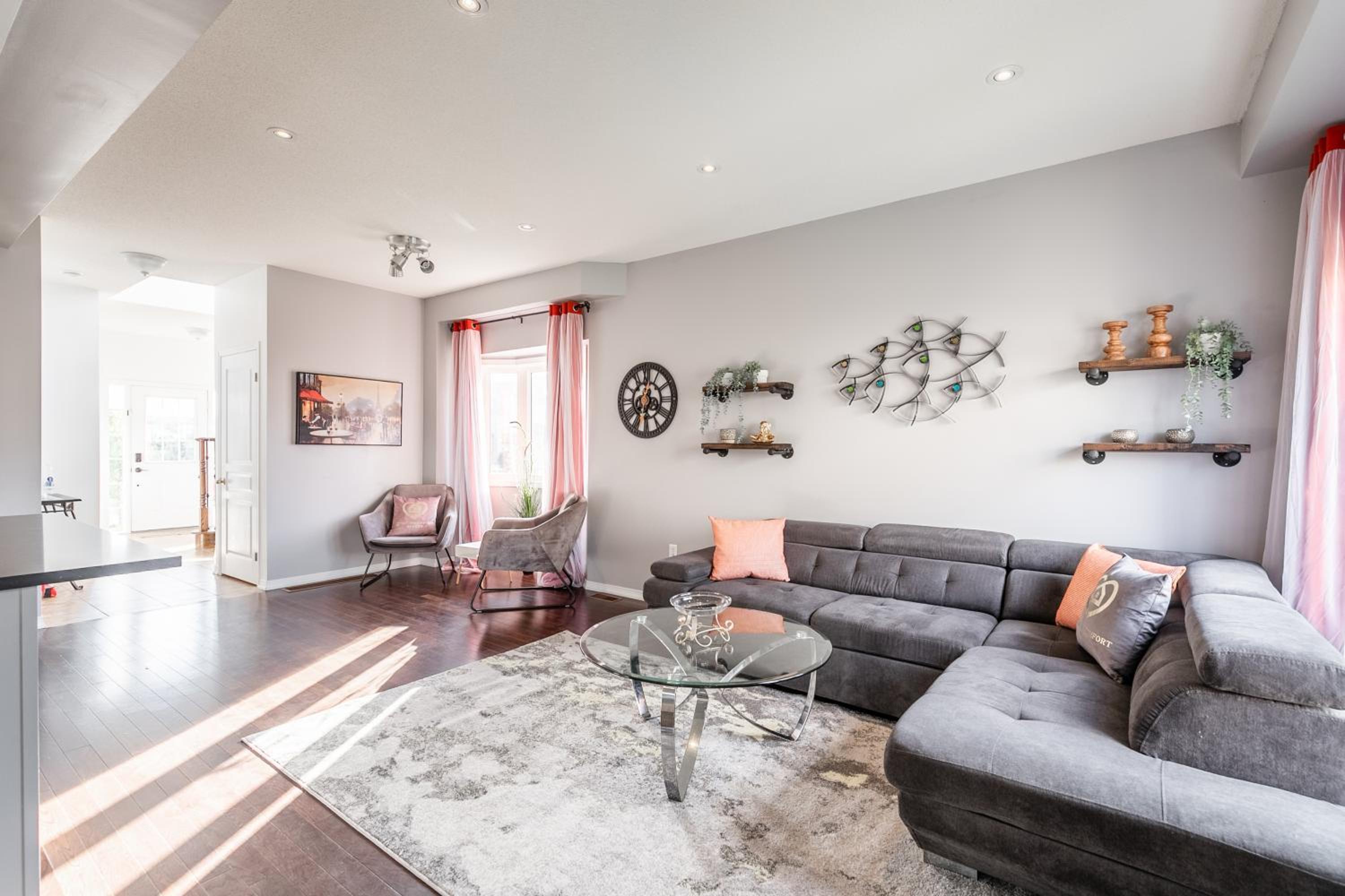 GlobalStay 3 Bedroom Townhome with Hot Tub Hamilton