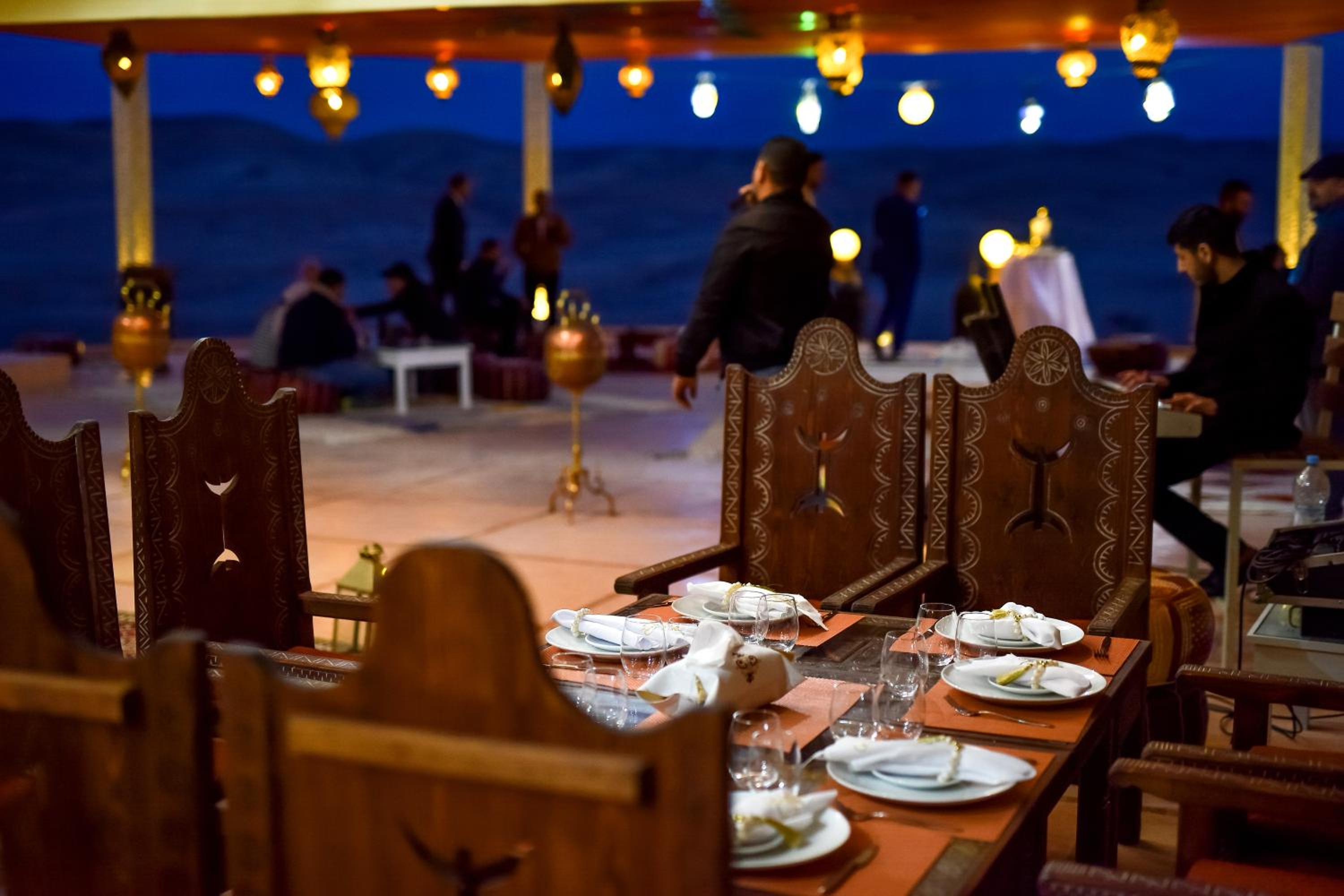dining