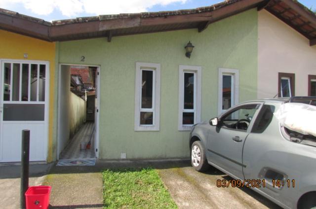 CASA 2 DORM UBATUBA PRAIA MARANDUBA no CONDOMINIO BRISAS DA PRAIA com Wifi Gratis, CHURRASQUEIRA 02 Vagas Garagem