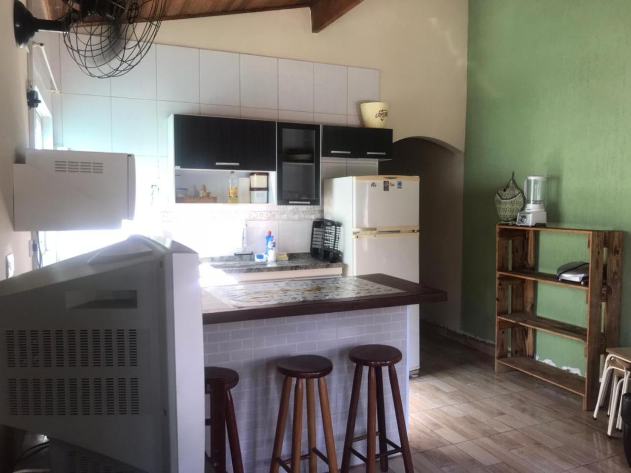 CASA 2 DORM UBATUBA PRAIA MARANDUBA no CONDOMINIO BRISAS DA PRAIA com Wifi Gratis, CHURRASQUEIRA 02 Vagas Garagem