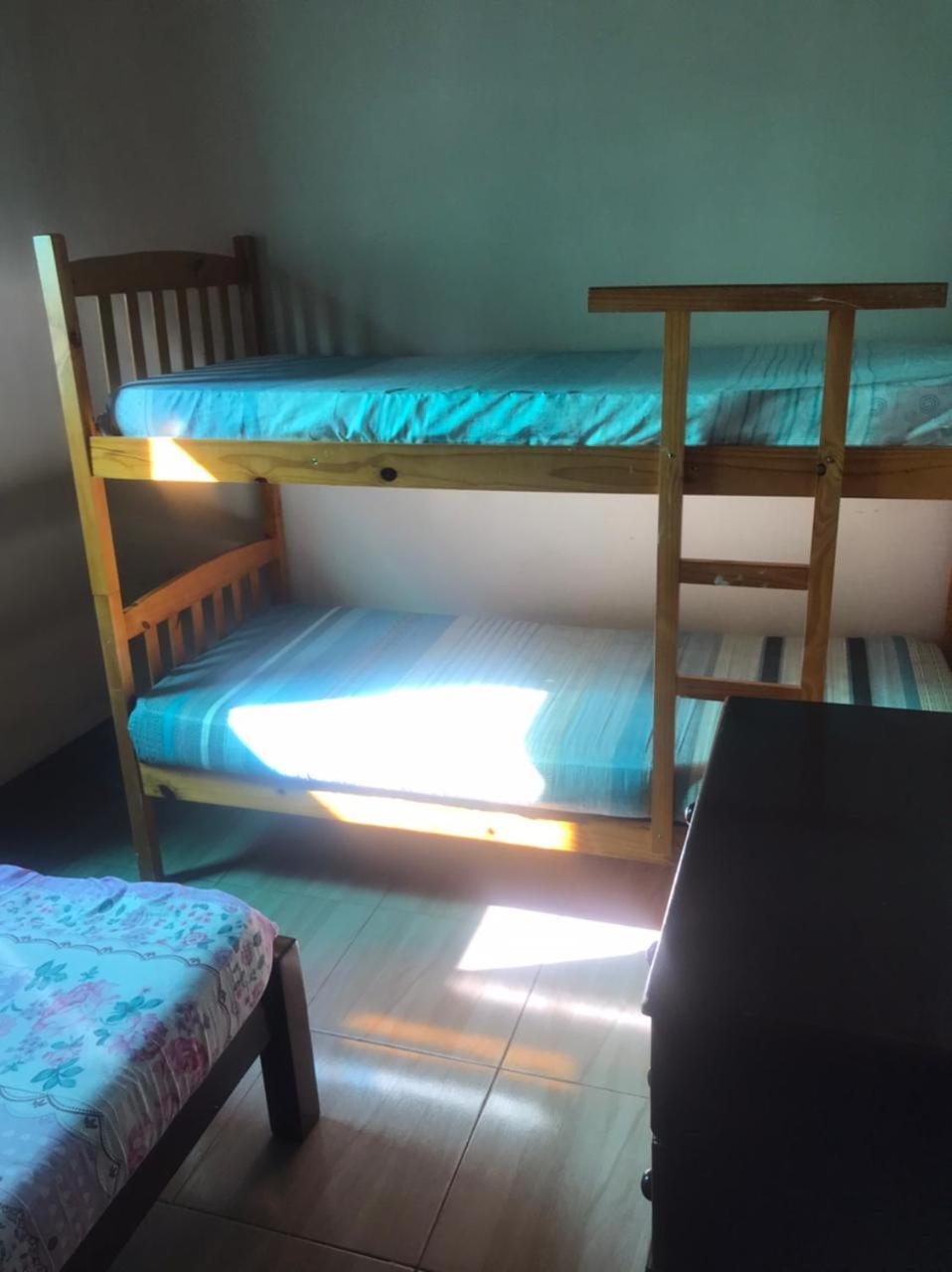 CASA 2 DORM UBATUBA PRAIA MARANDUBA no CONDOMINIO BRISAS DA PRAIA com Wifi Gratis, CHURRASQUEIRA 02 Vagas Garagem
