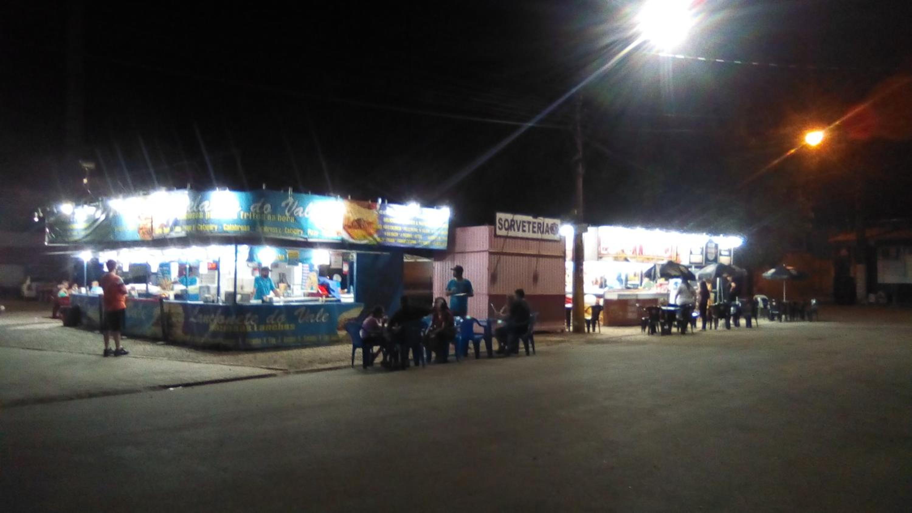 CASA 2 DORM UBATUBA PRAIA MARANDUBA no CONDOMINIO BRISAS DA PRAIA com Wifi Gratis, CHURRASQUEIRA 02 Vagas Garagem
