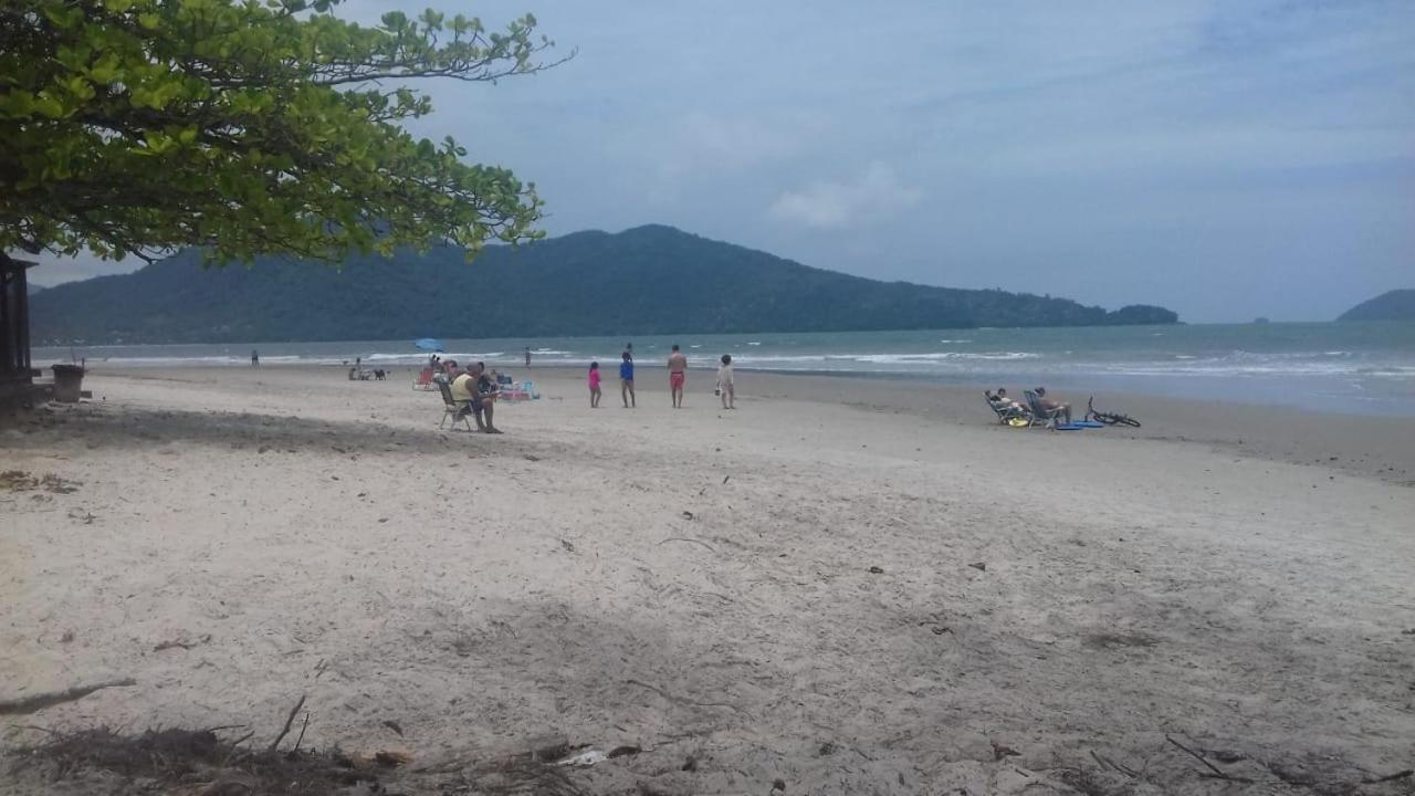 CASA 2 DORM UBATUBA PRAIA MARANDUBA no CONDOMINIO BRISAS DA PRAIA com Wifi Gratis, CHURRASQUEIRA 02 Vagas Garagem