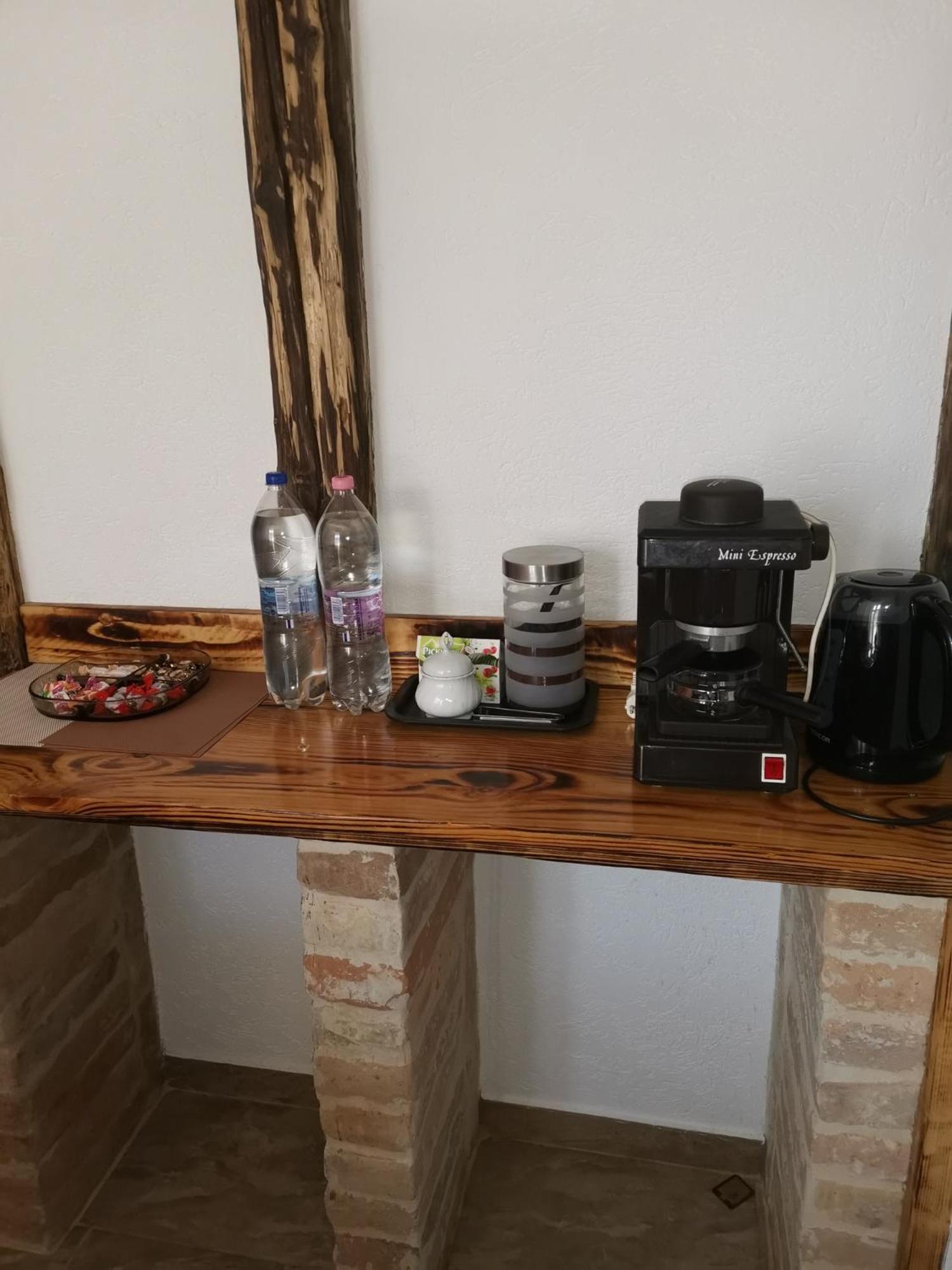 Photo 33