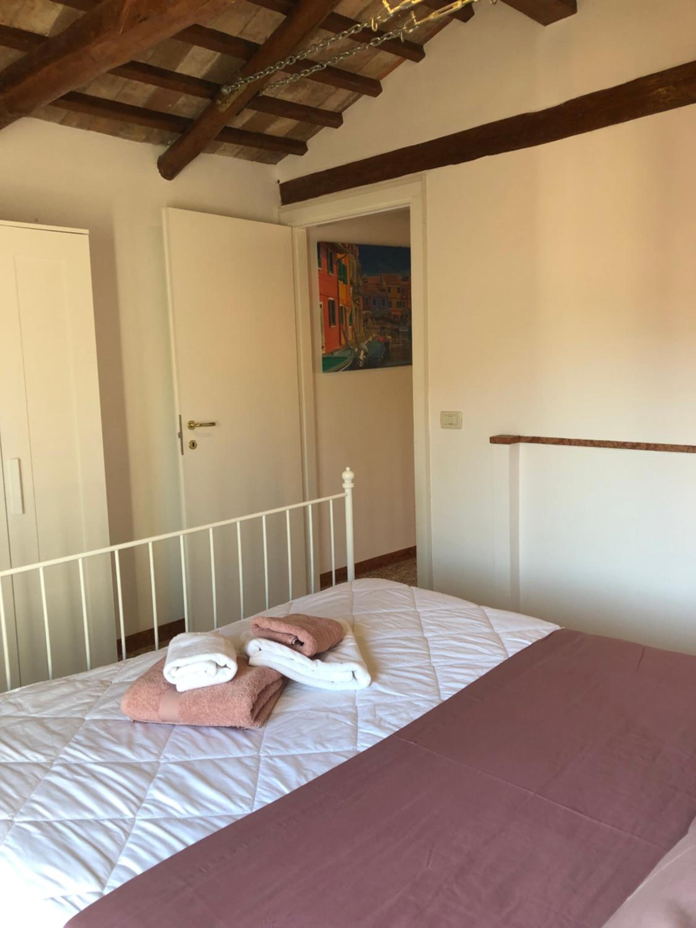 SALAMON GUEST HOUSE