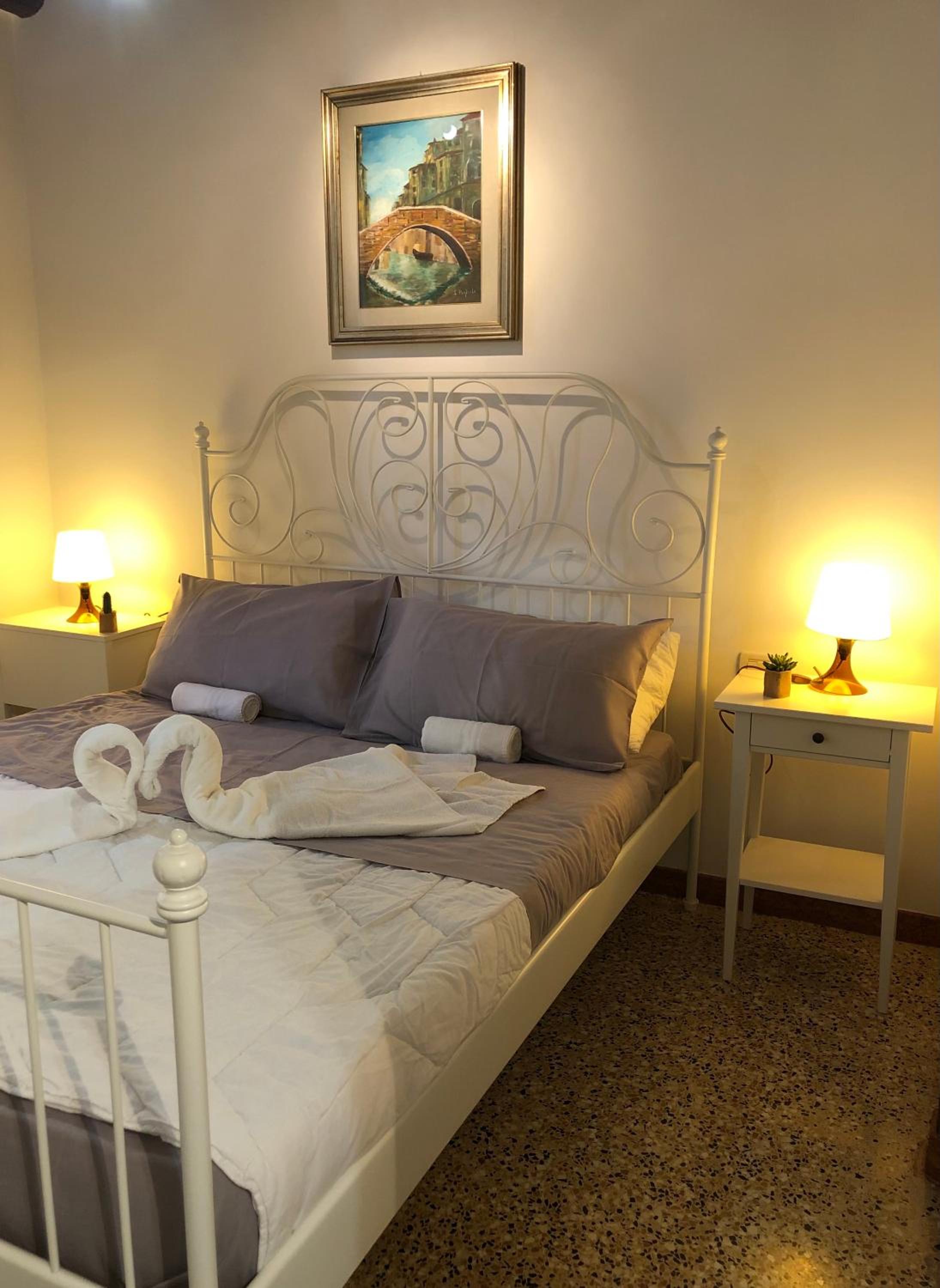 SALAMON GUEST HOUSE