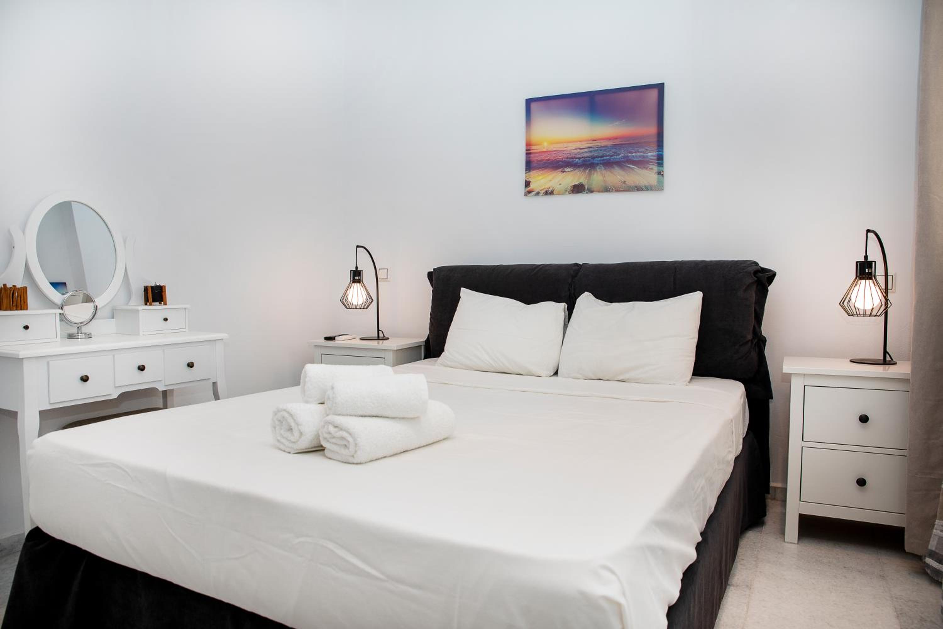 Naousa - 2BR House with Amazing View - Caper photo 4