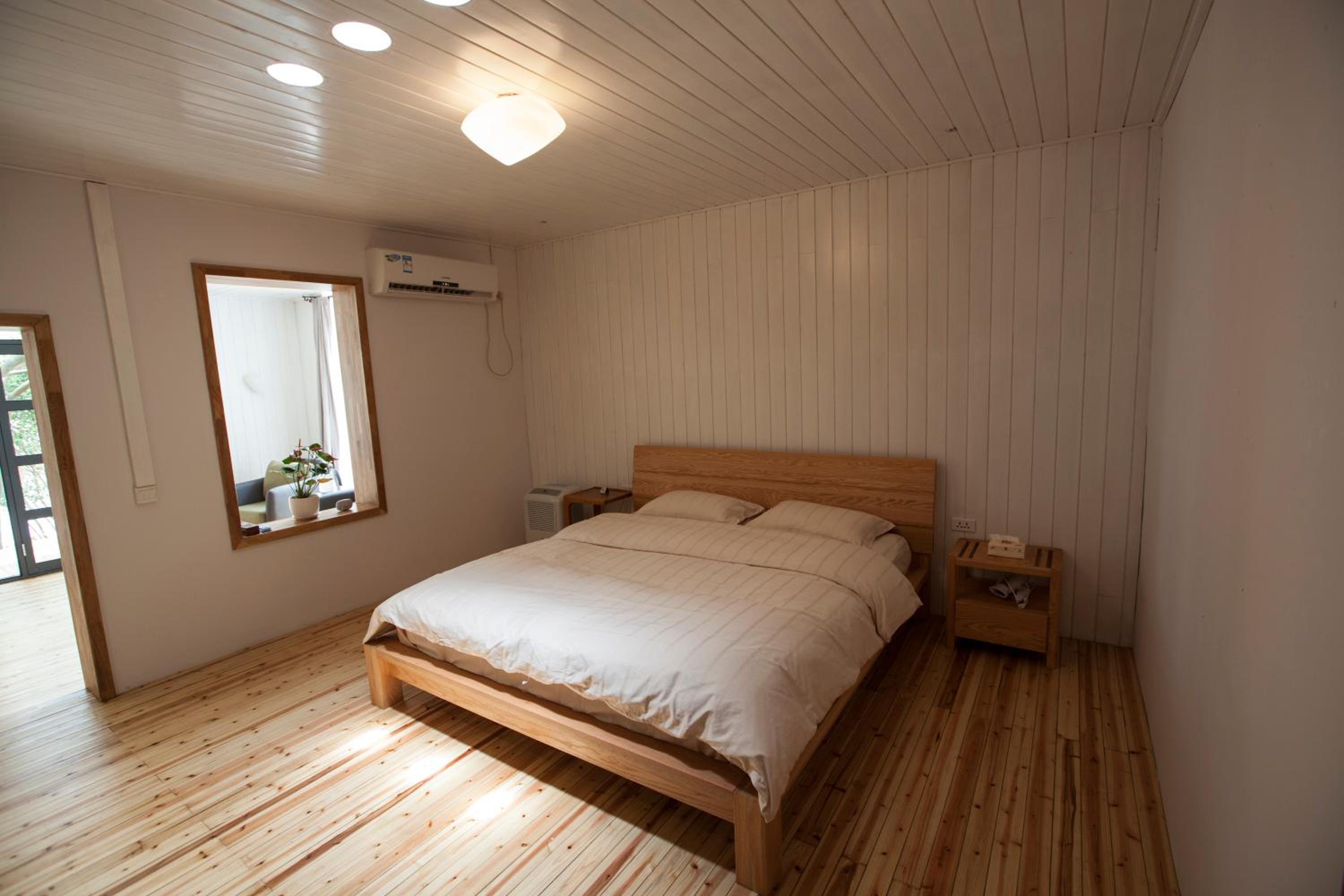Zen Box House