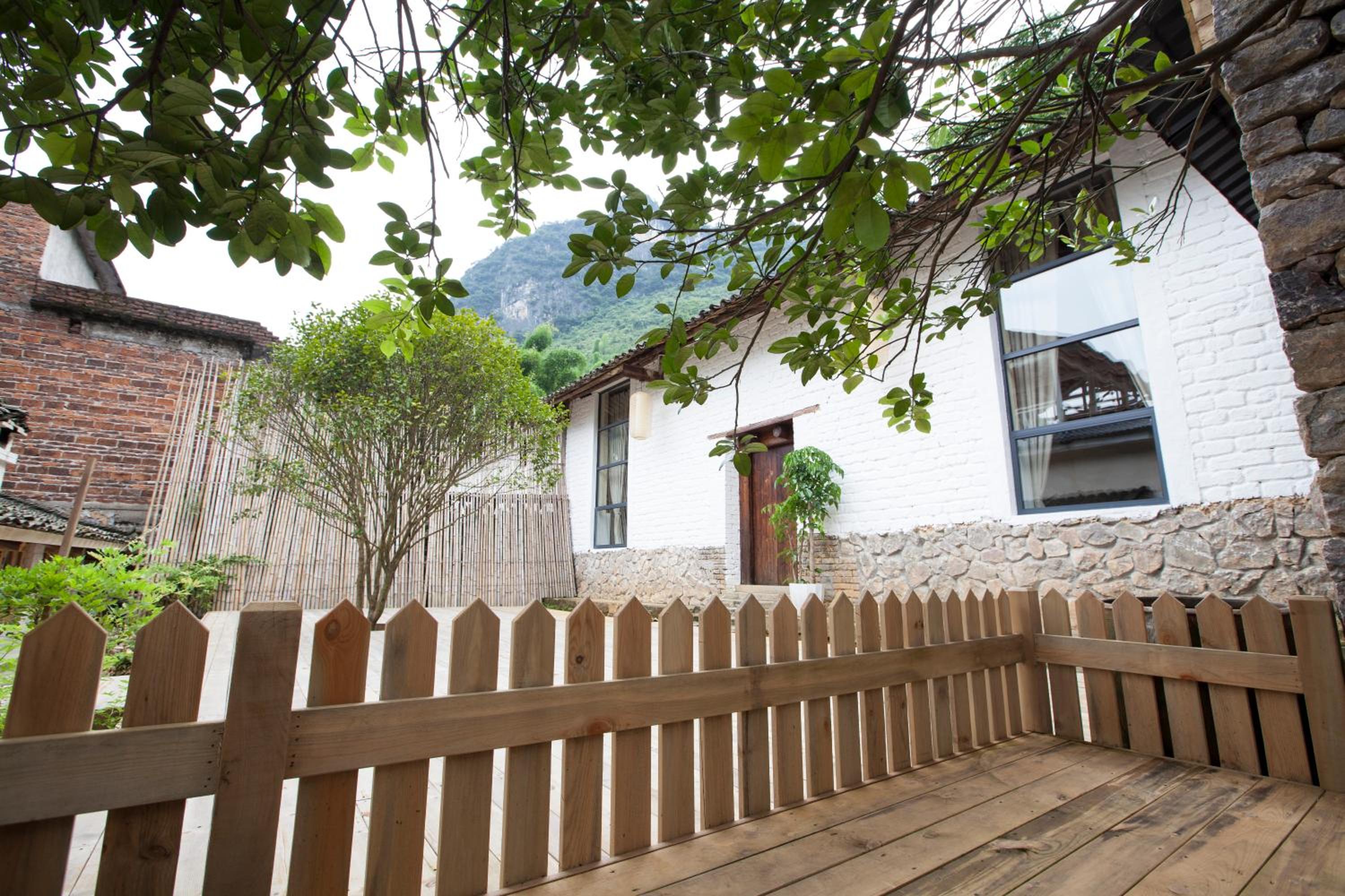 Zen Box House