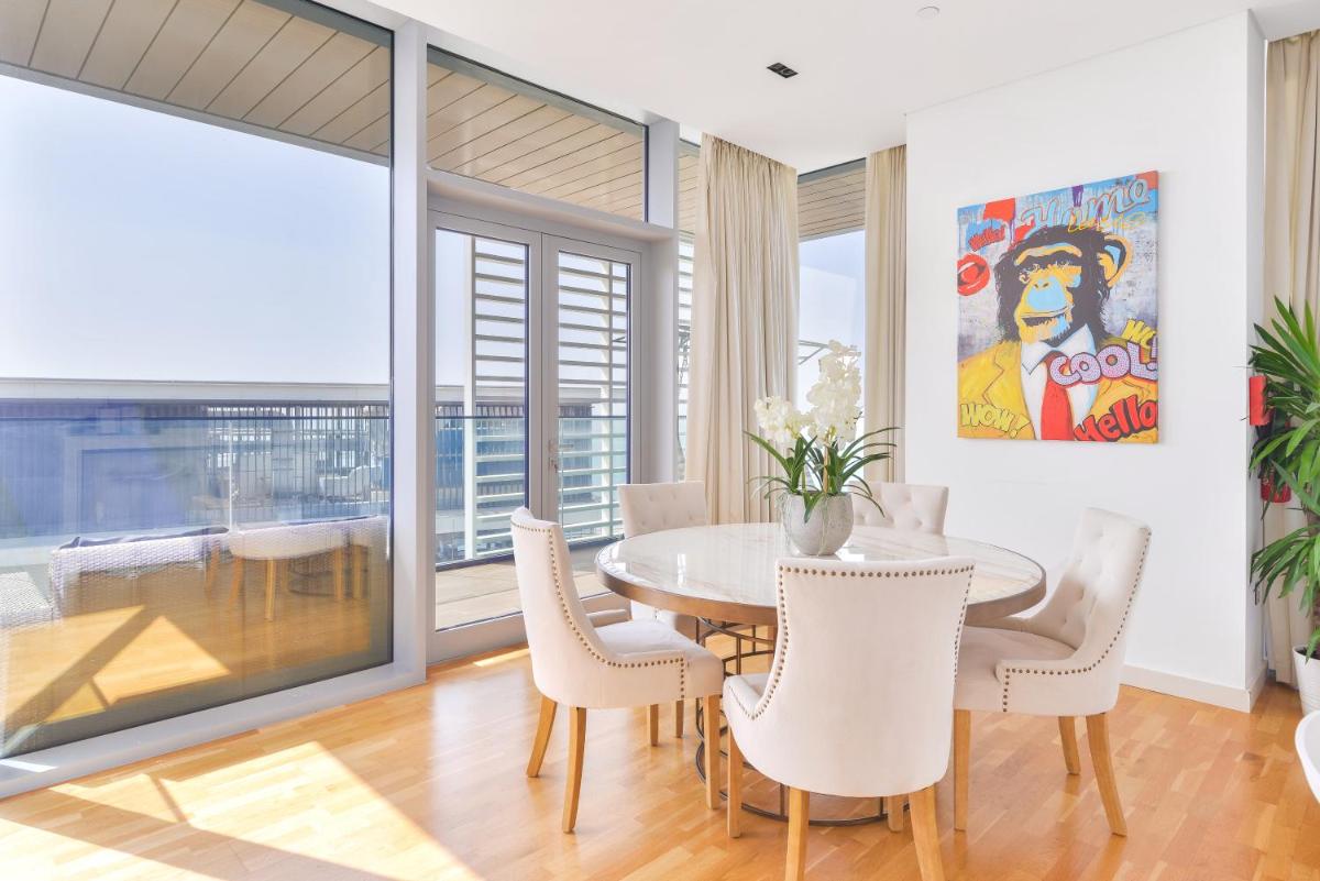 Premium 2+1 BR condo in the heart of Bluewaters Island