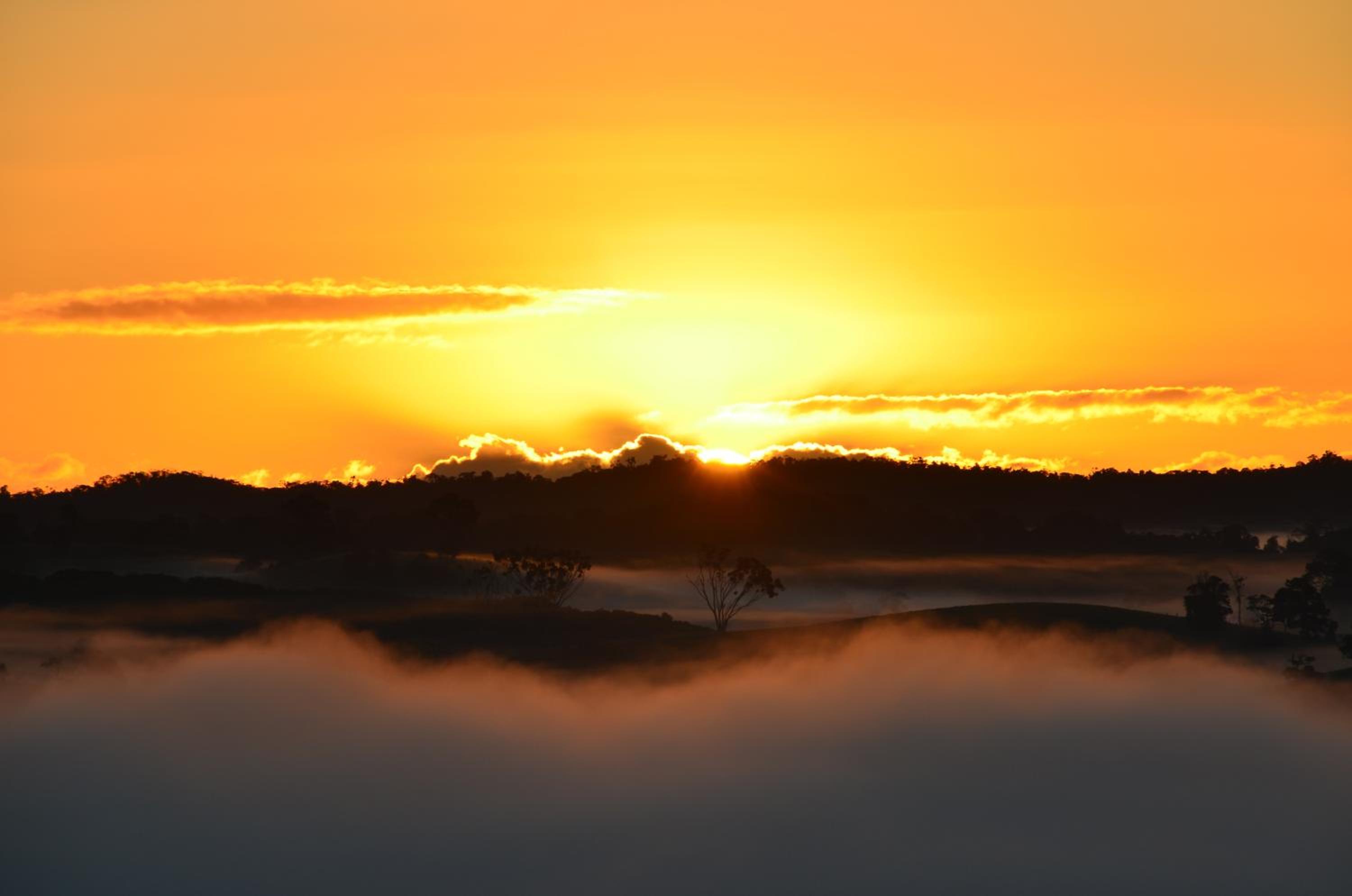 Tinaroo Sunset Retreat