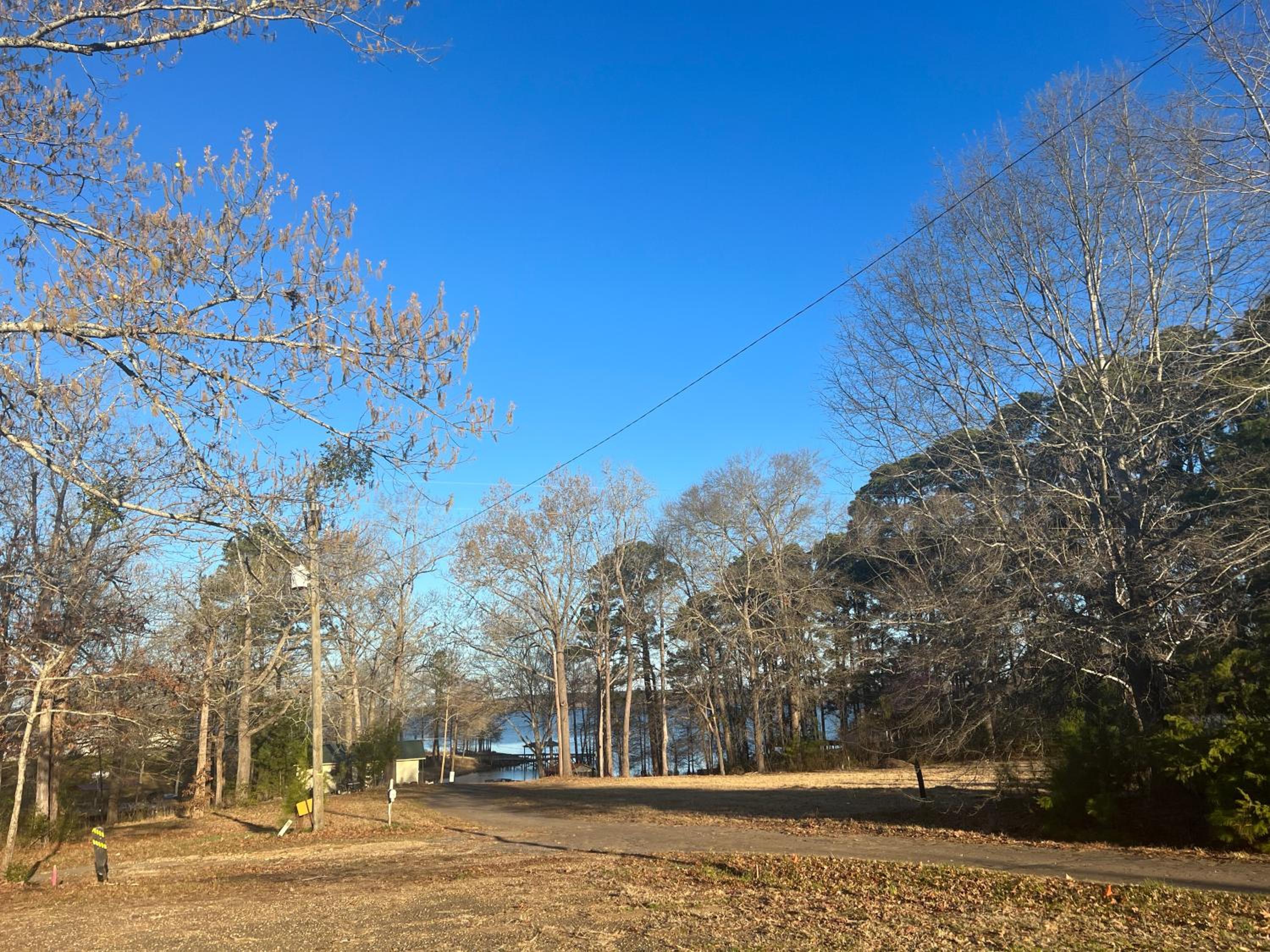 Driftwood Inn and Lodge by the lake - Property Image 75