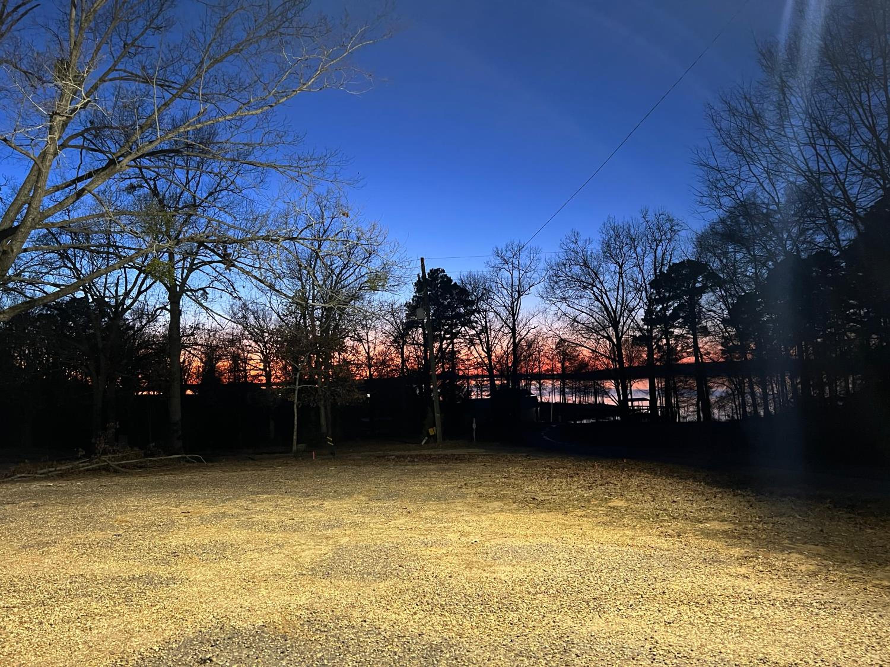 Driftwood Inn and Lodge by the lake - Property Image 66