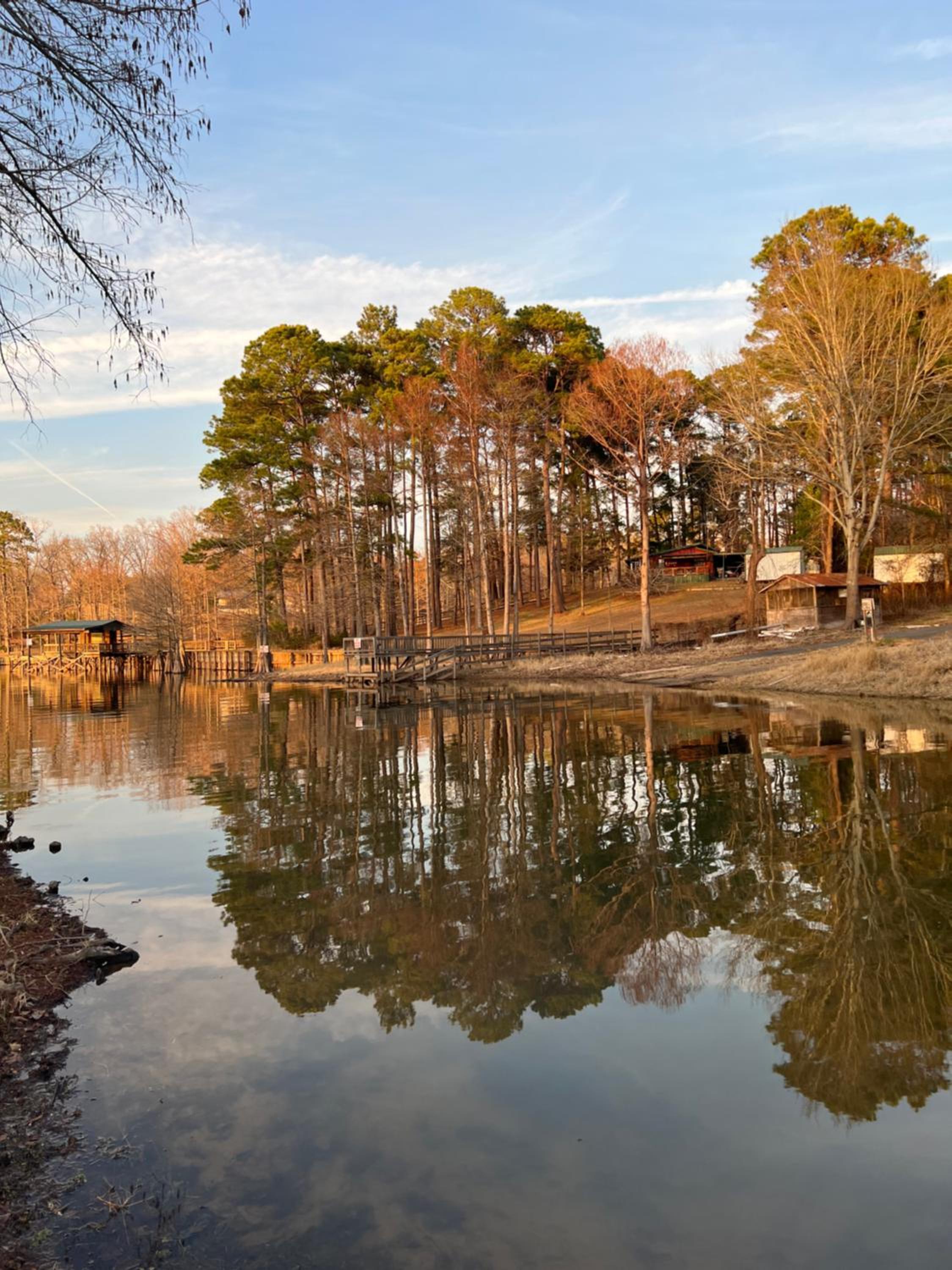 Driftwood Inn and Lodge by the lake - Property Image 21