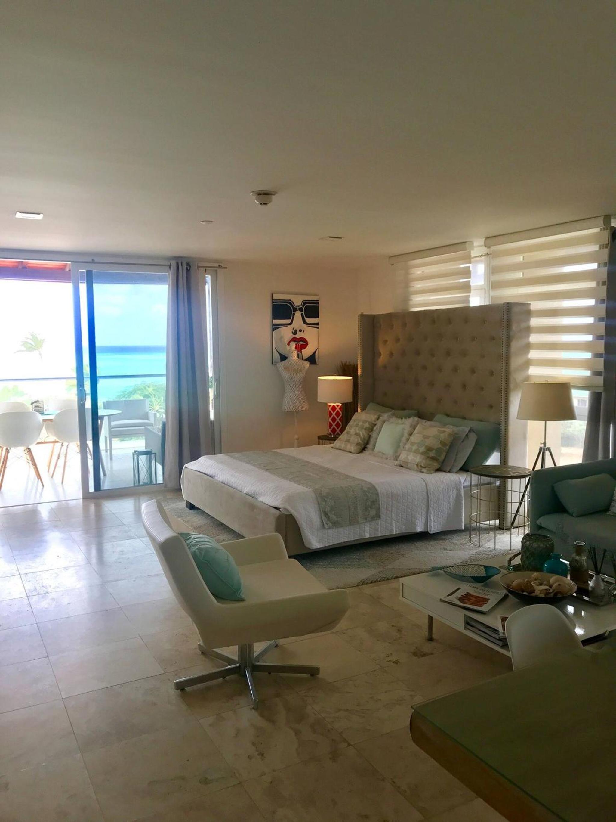 Modern Loft ,eagle Beach ,oasis Condo view 2