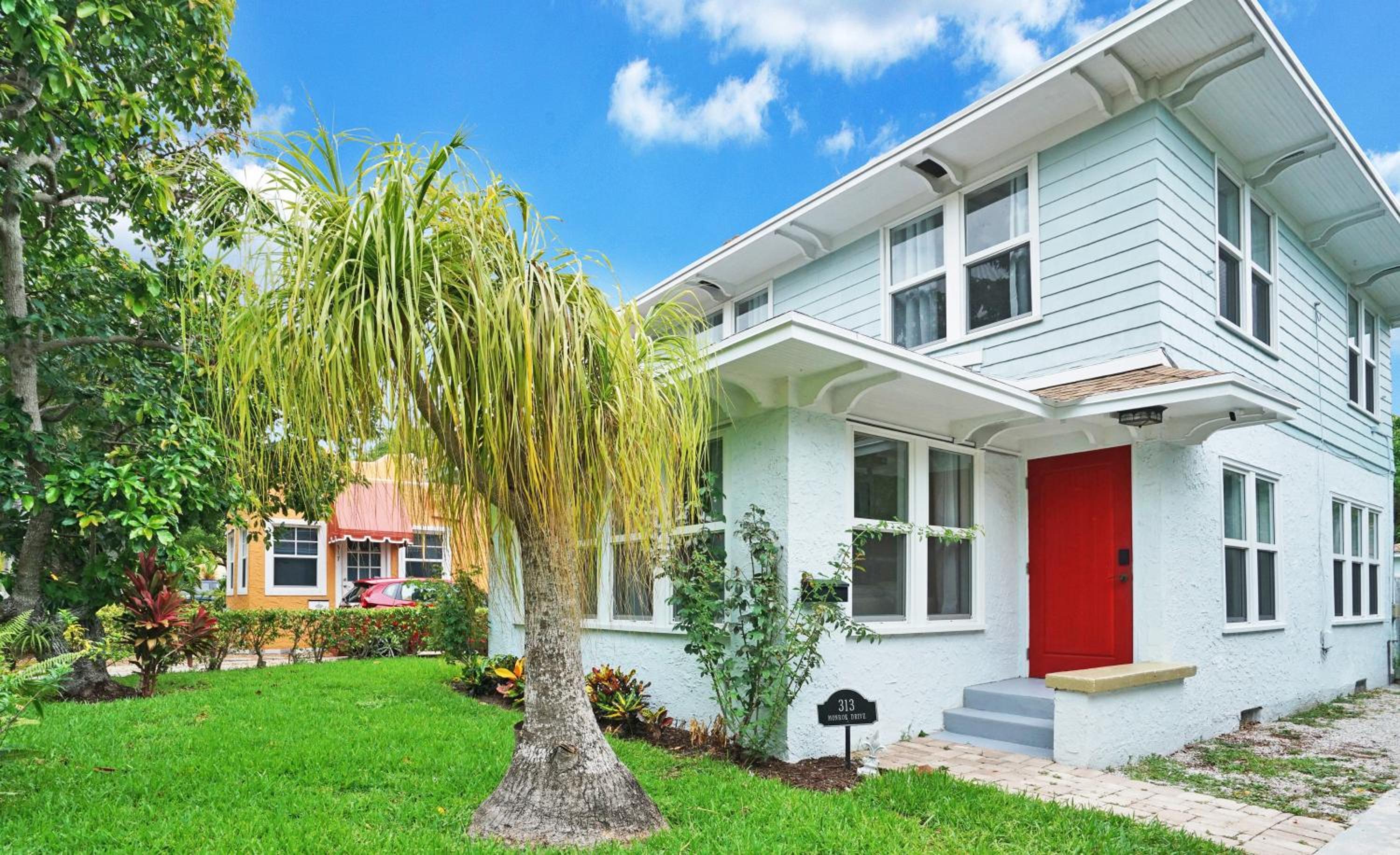 Charming Historic Home and Cottage minutes from the Intracoastal and the Beach view 2