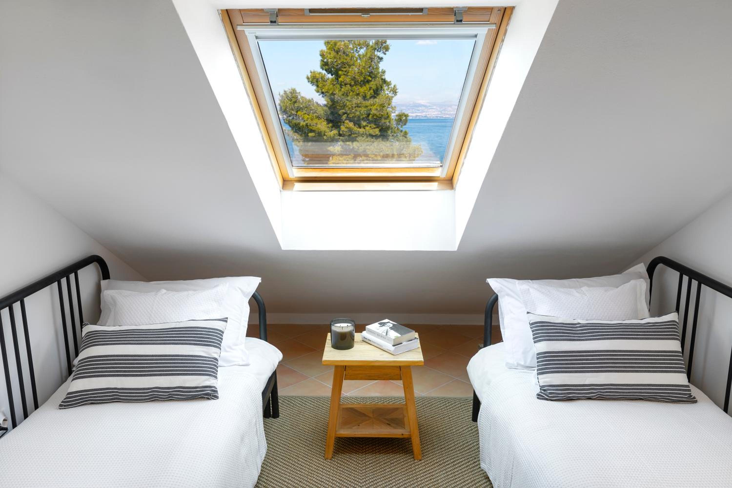 Apartman Luri view 2