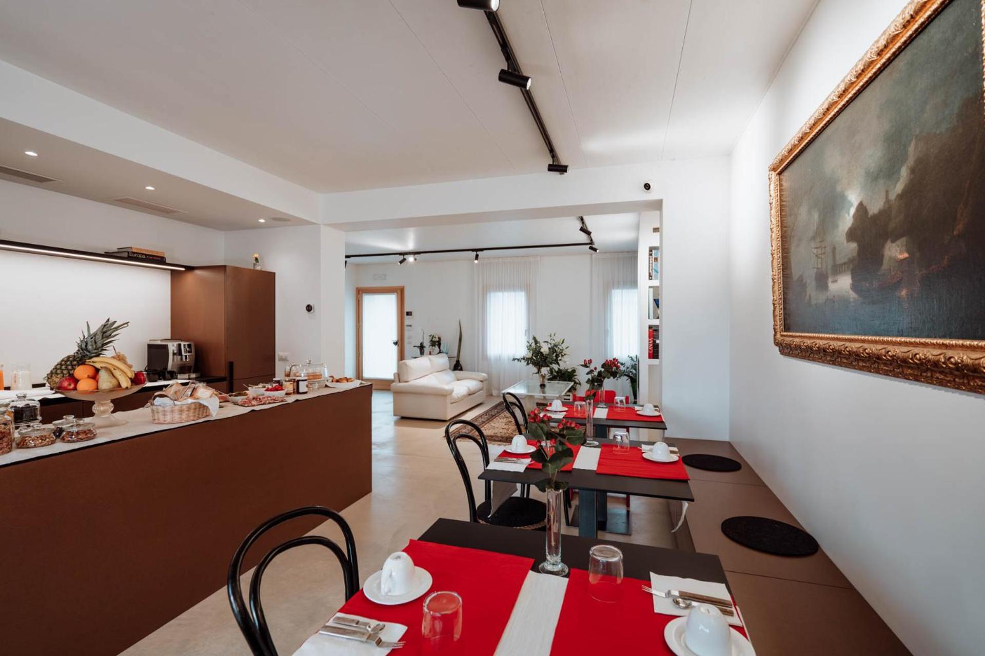Bed and Breakfast Canalgrande view 3