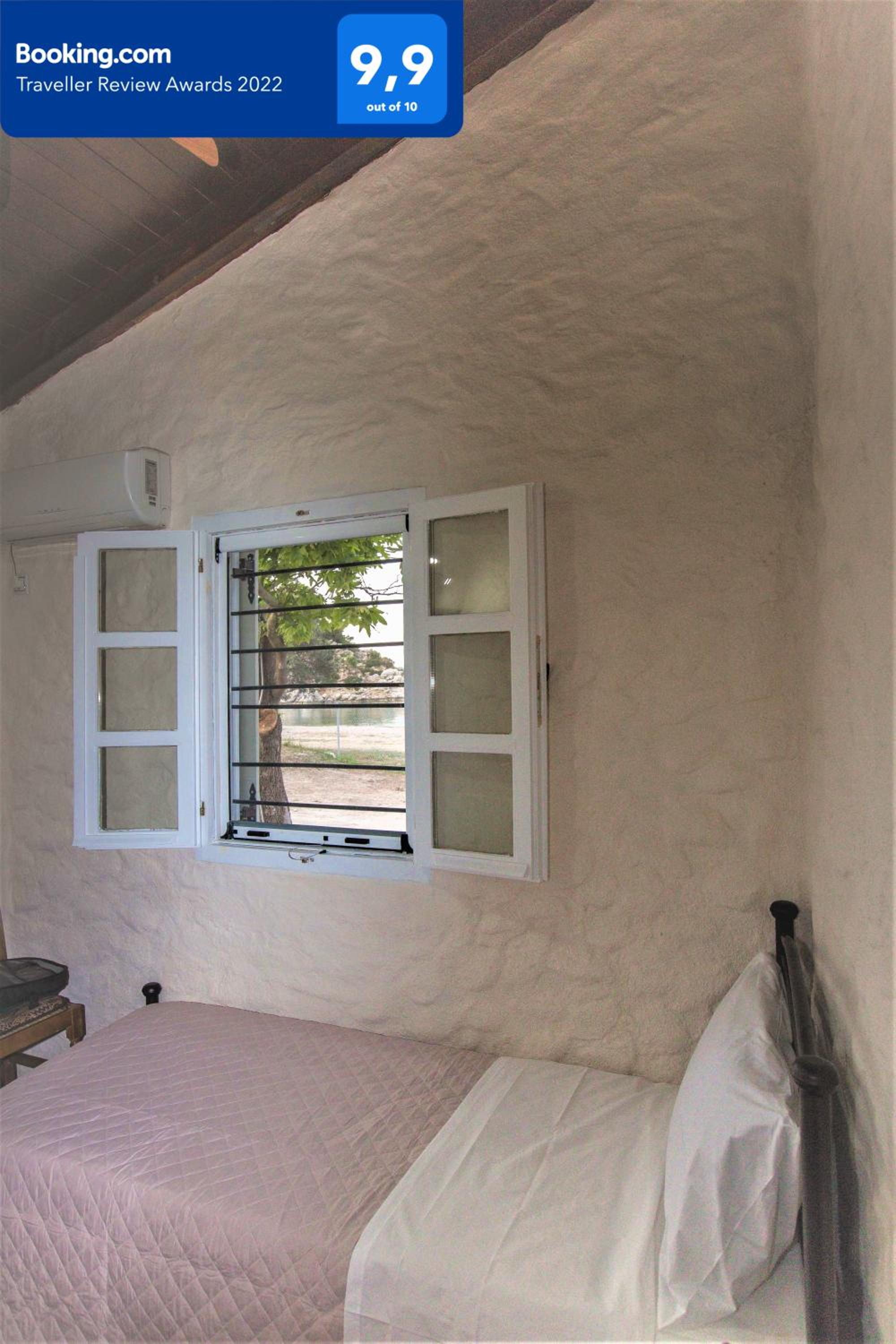 Photo 47