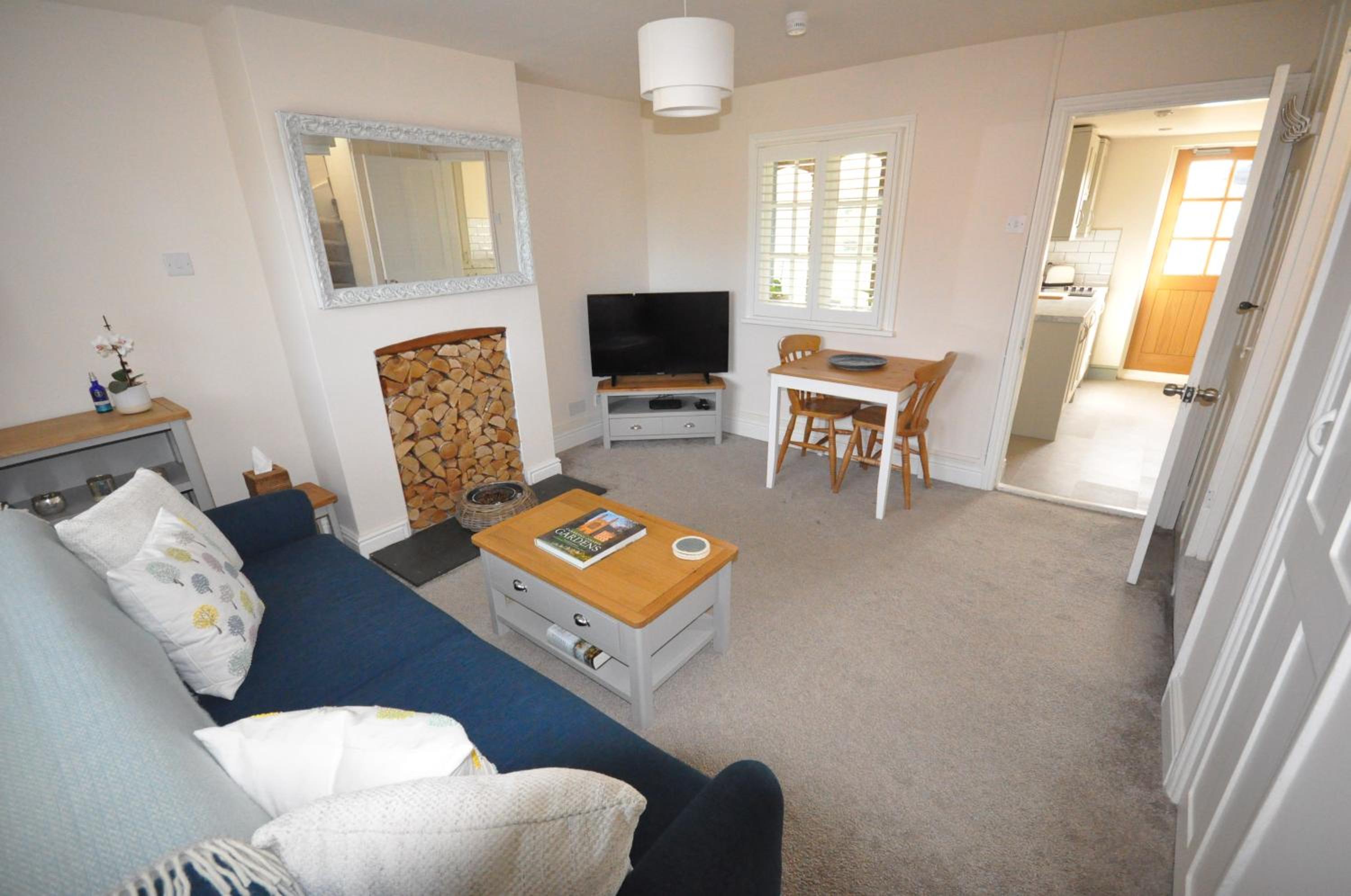 Corner Cottage view 3