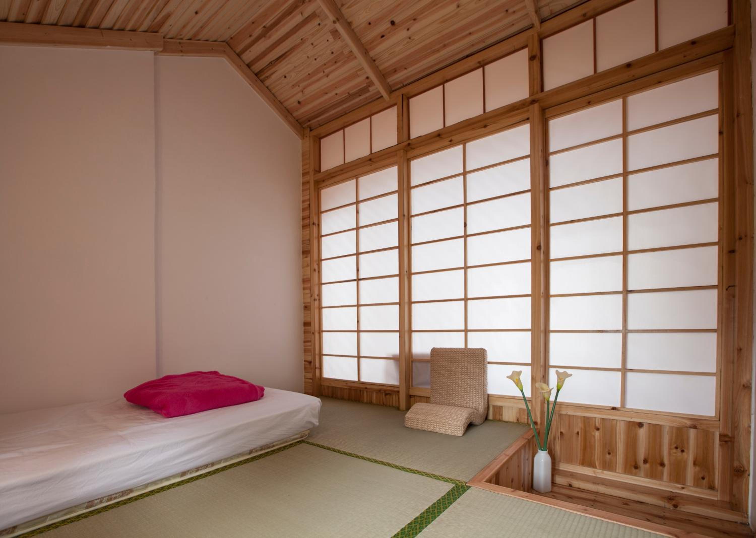 Zen Box House