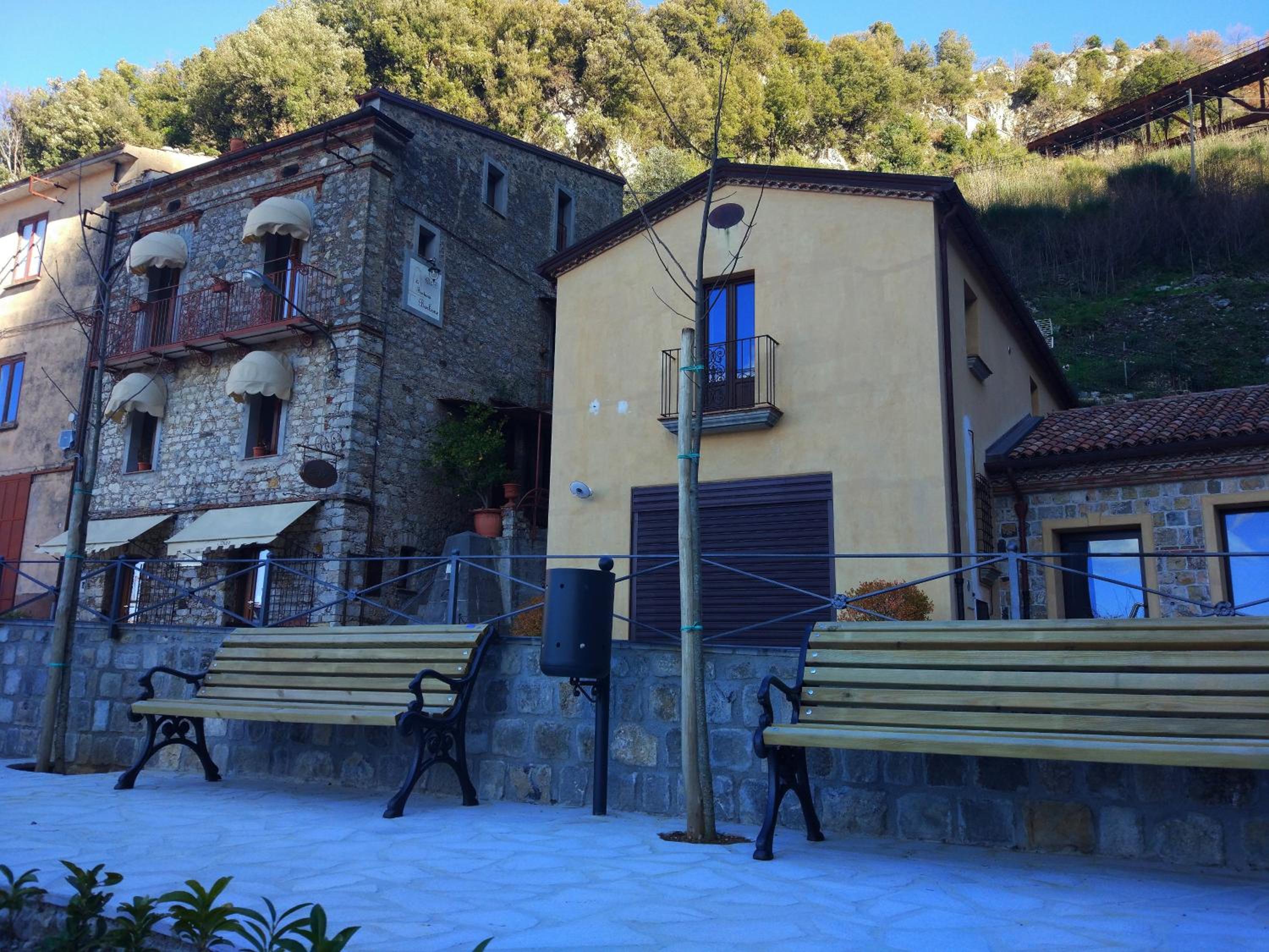 B&b La Fontana Borbone view 4