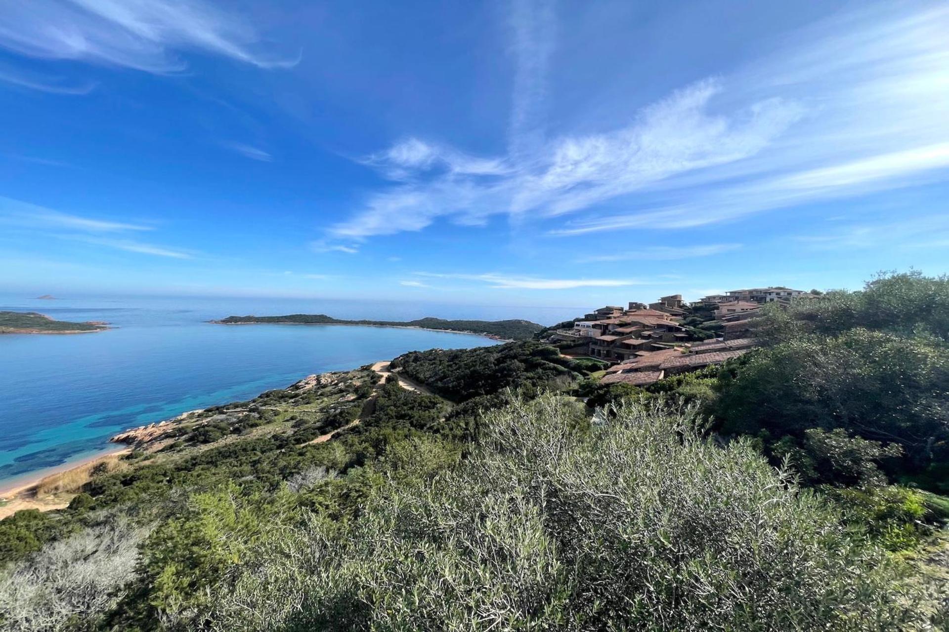 SAN TEODORO PUNTA EST MONOLOCALE CON SOPPALCO VISTA MARE view 3