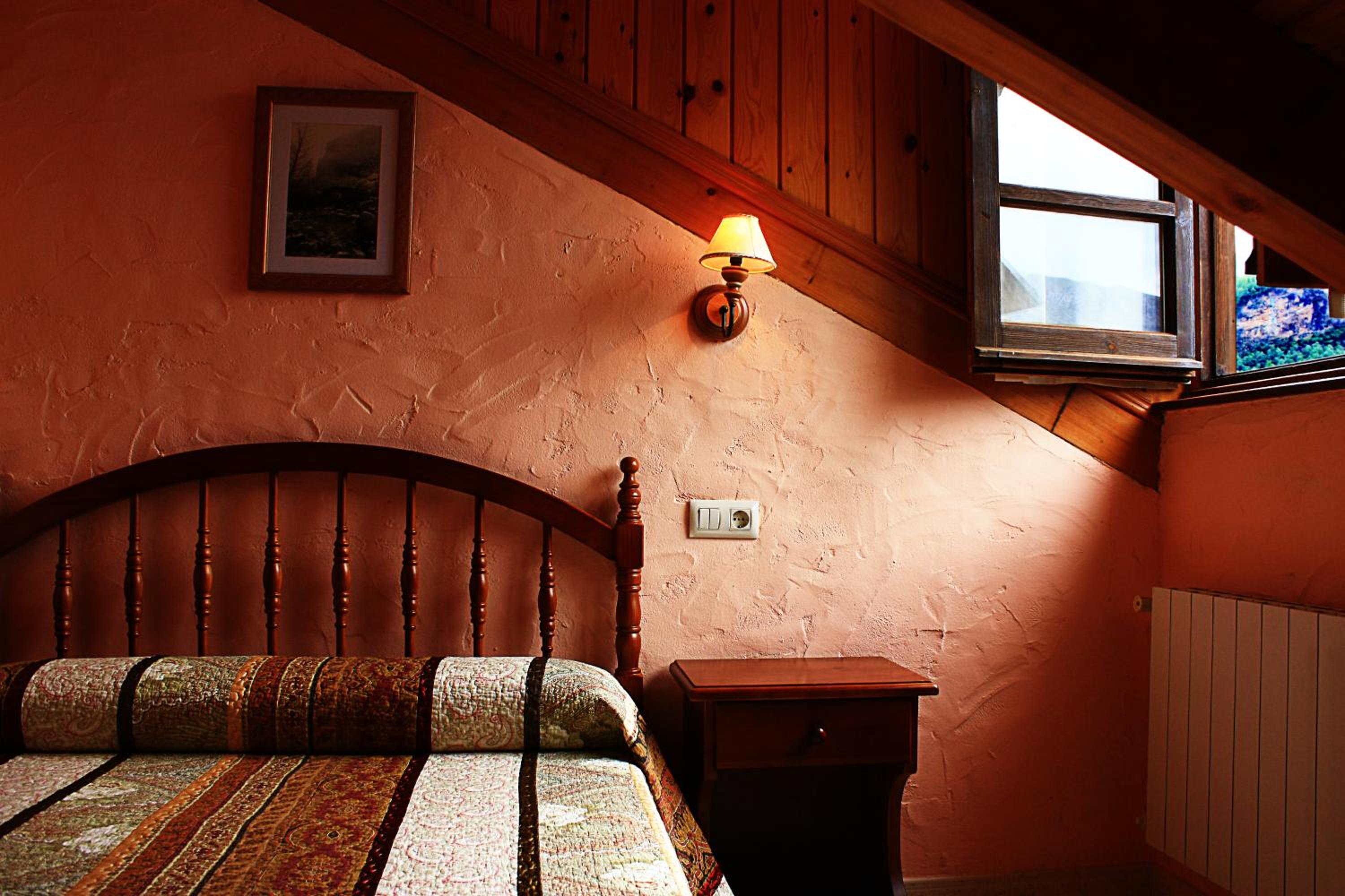 Hostal Casa Lacreu