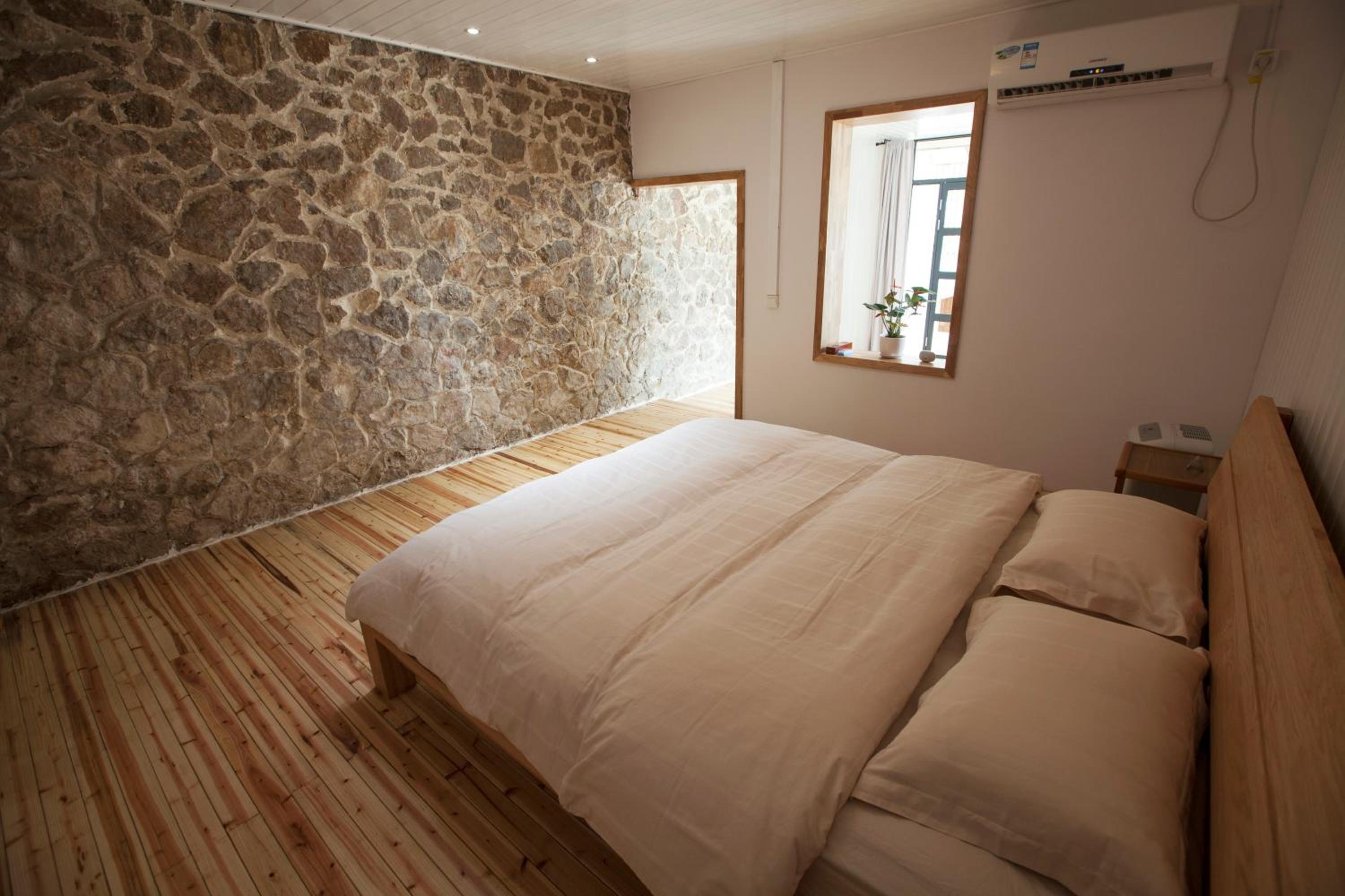 Zen Box House