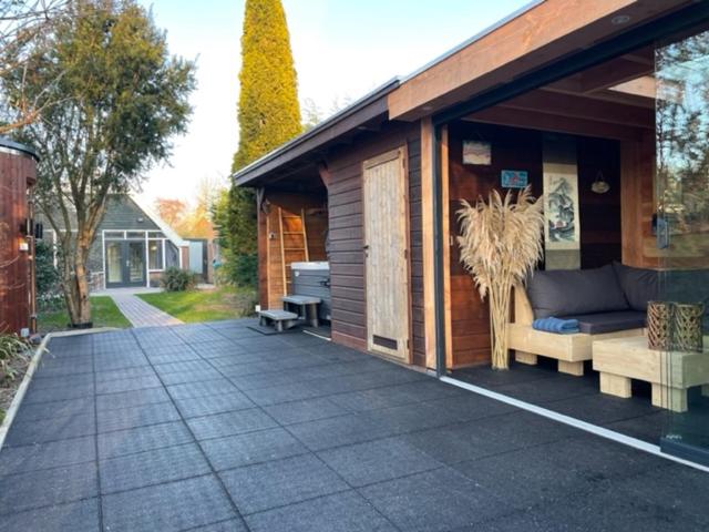 Wellness Bungalow Bolder 5p Amsterdam and the beach view 3