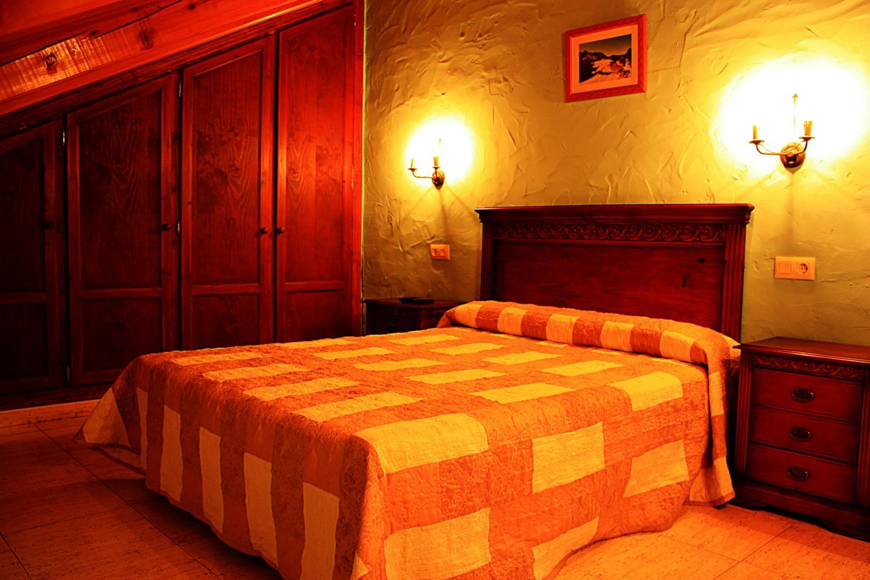 Hostal Casa Lacreu