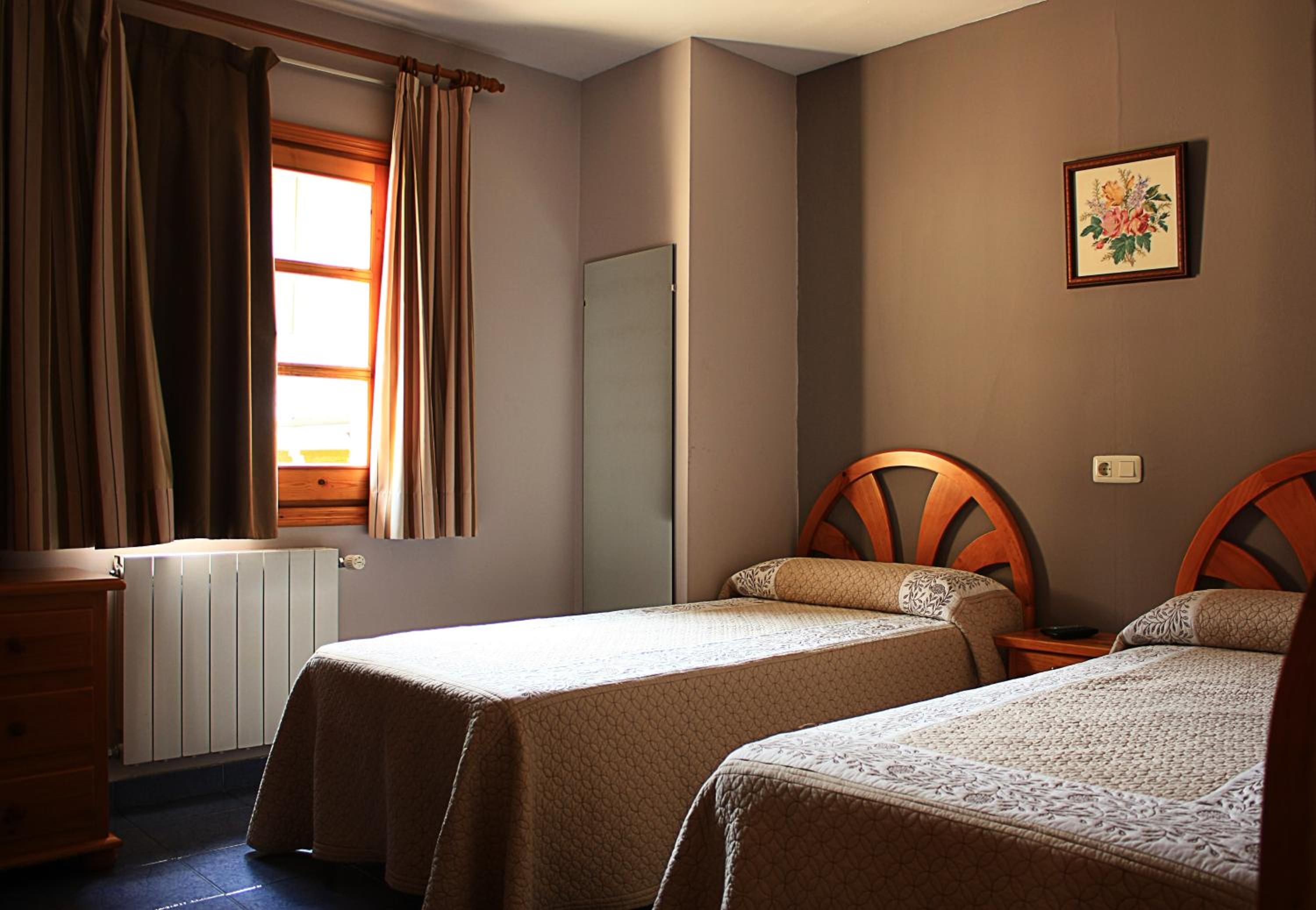 Hostal Casa Lacreu
