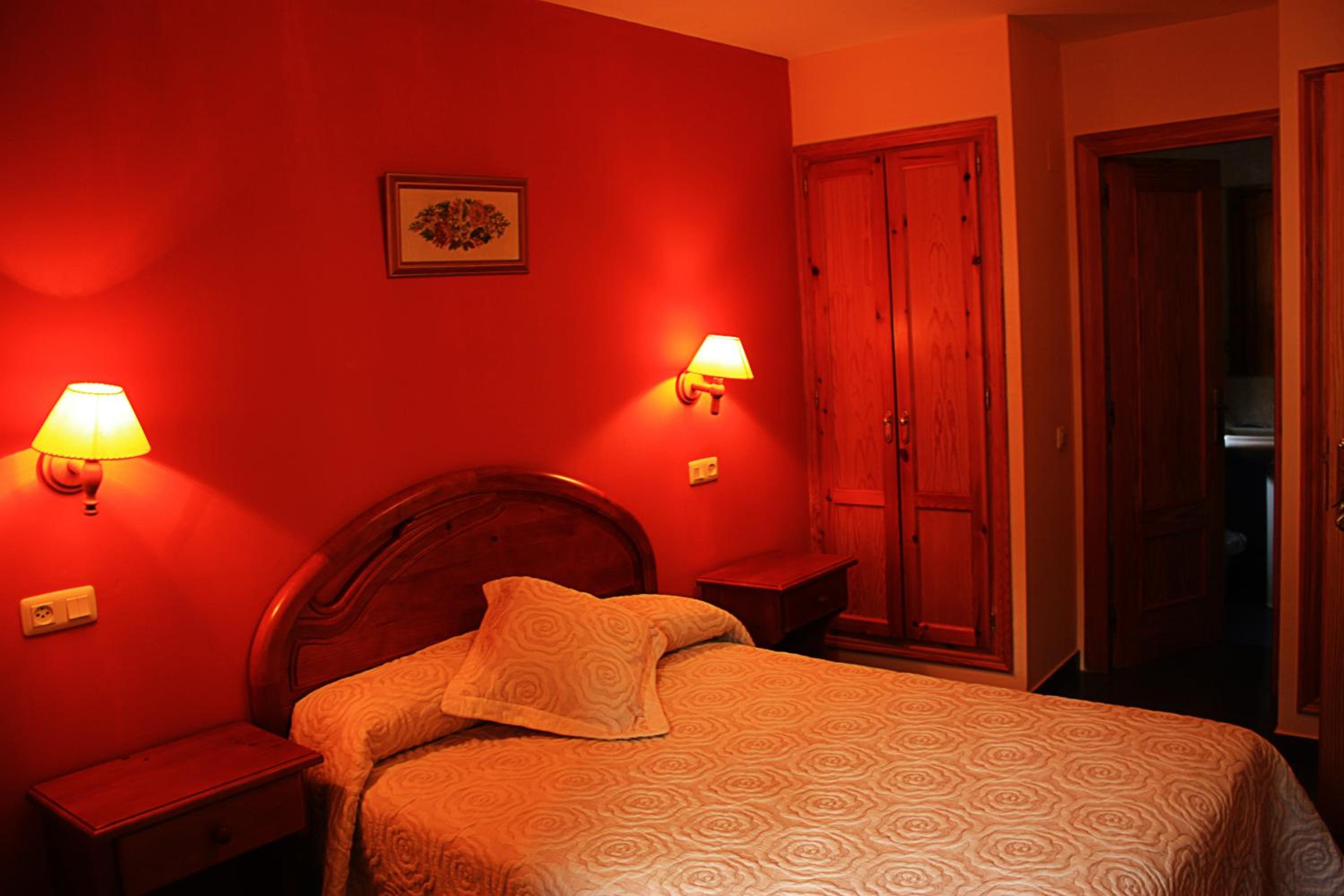 Hostal Casa Lacreu