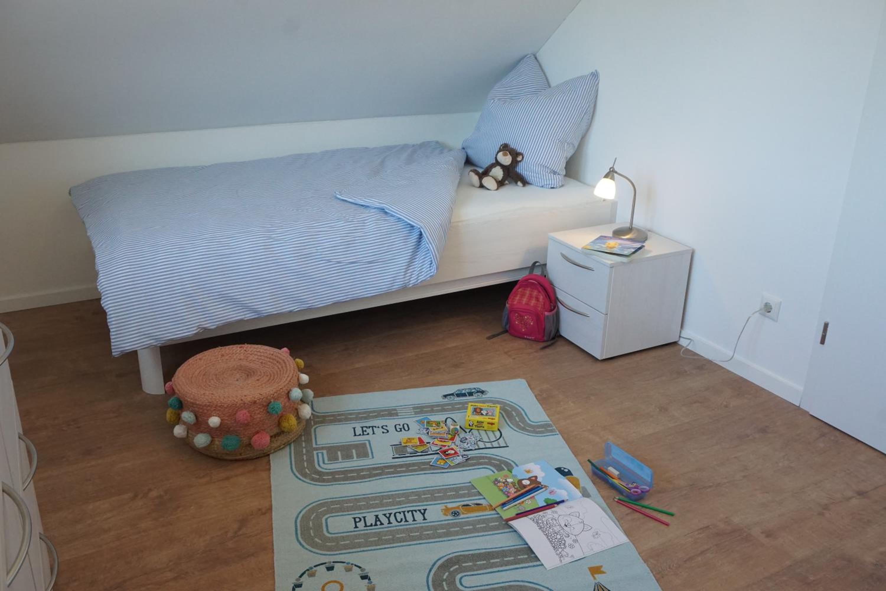Photo 8