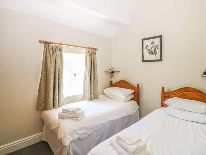 Wetton Barns Holiday Cottages view 4