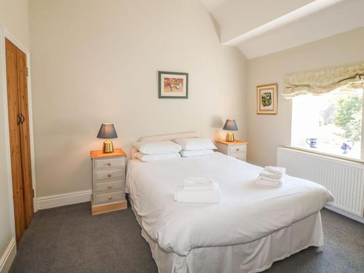 Wetton Barns Holiday Cottages view 5