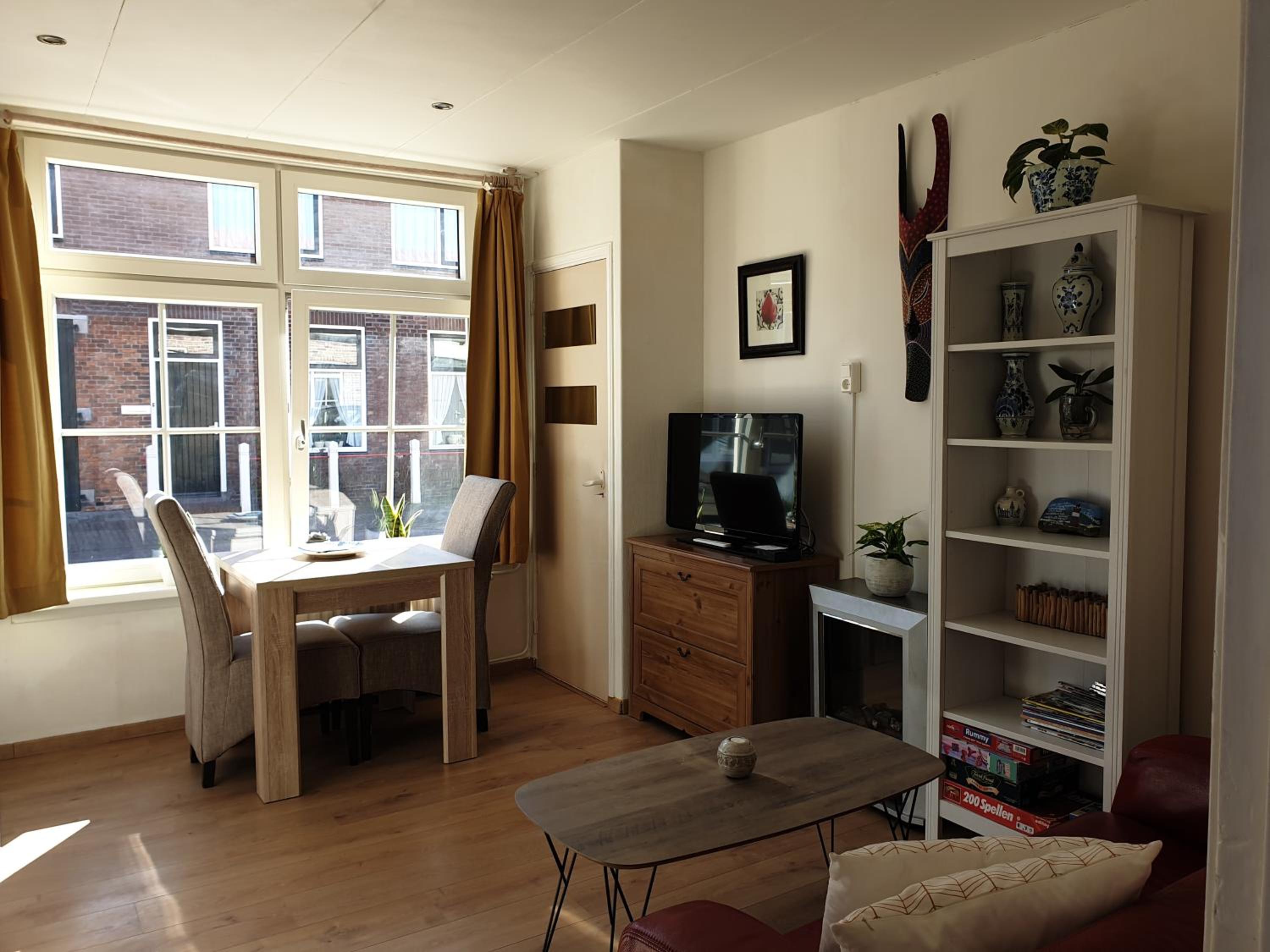 Hout 25 view 3